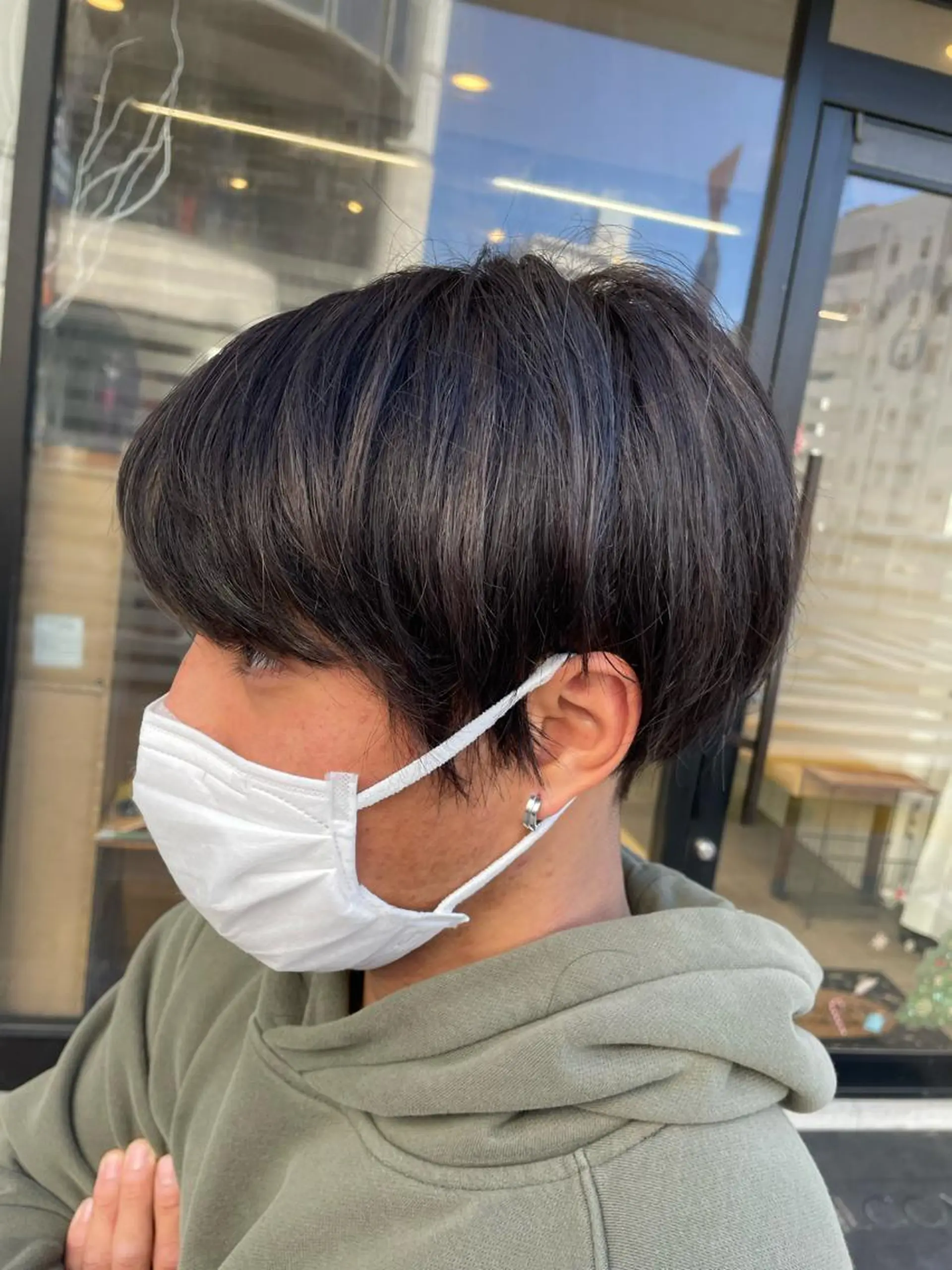 ショート カラー メンズ メンズハイライト グレージュ ハイライトカラー ハイライト ヘアカラー トリートメント LOG/所属・✨縮毛/ブリーチ✨ 出口 紗依のヘアスタイル