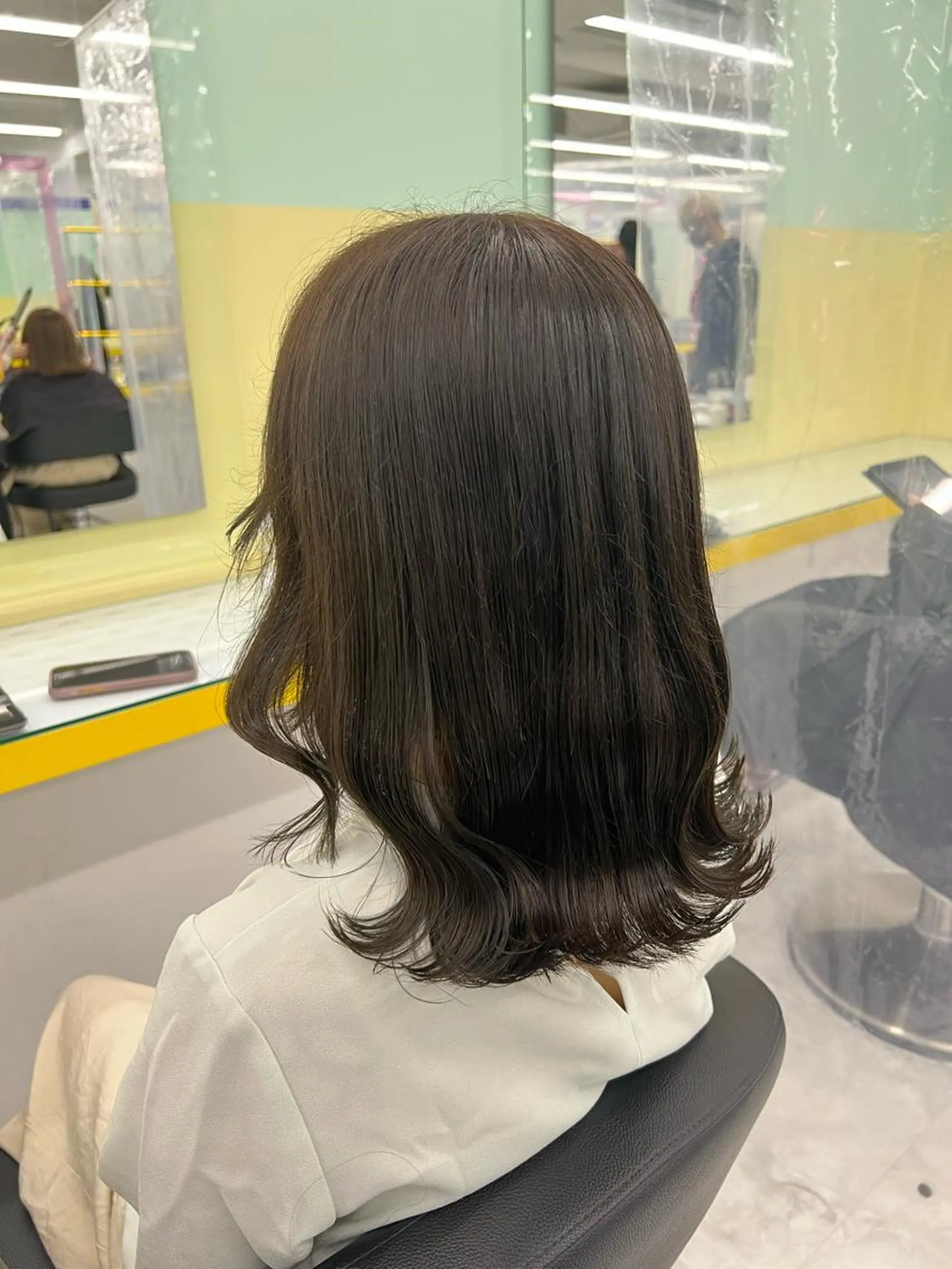 セミロング パーマ ヘアアレンジ メンズ マツエク・マツパ 韓国風ベージュ🤎 赤みなし🌿横浜🤎のヘアスタイル