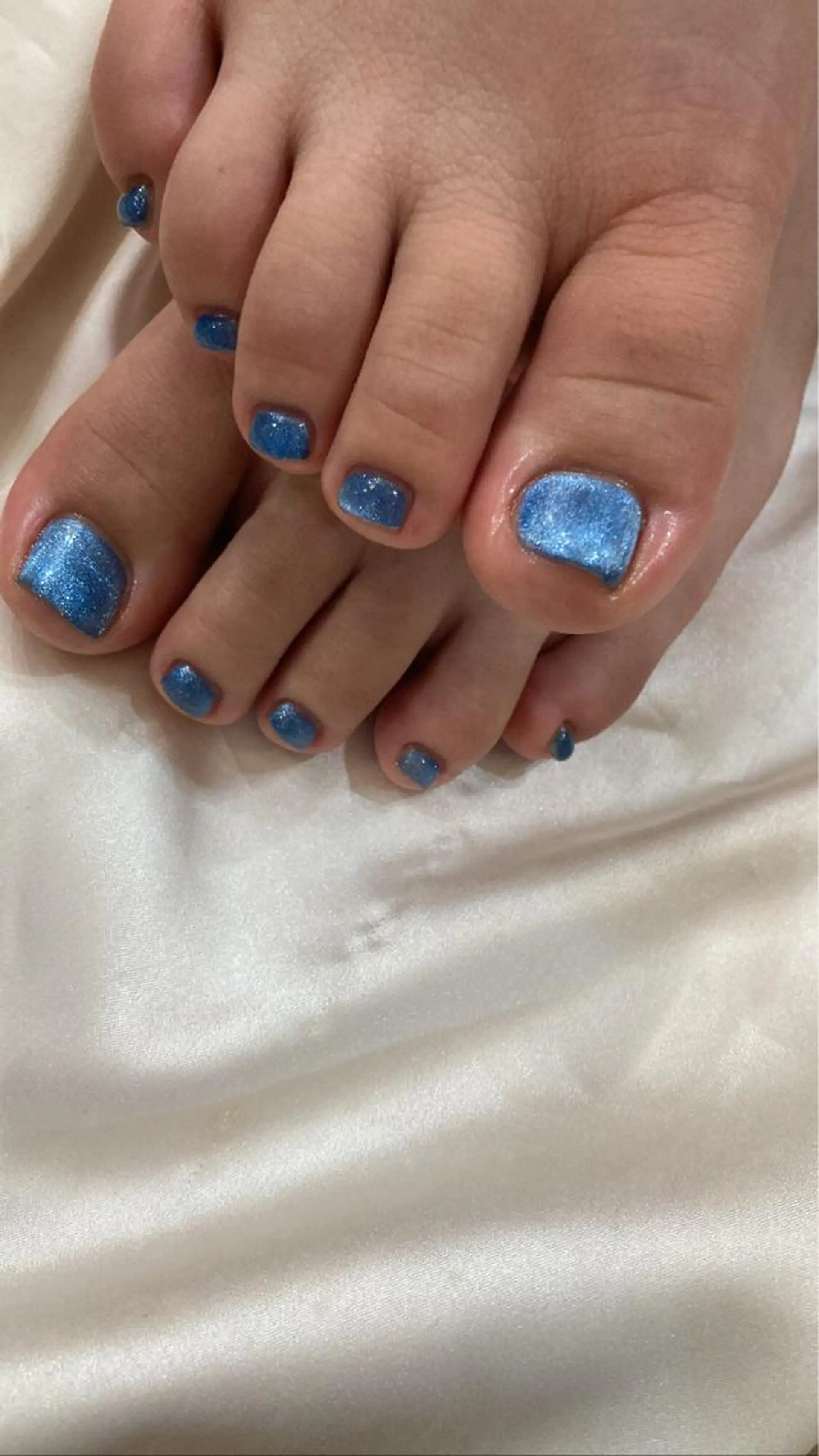 ネイル nailsalon　hue所属・小山 羽奈のネイルデザイン