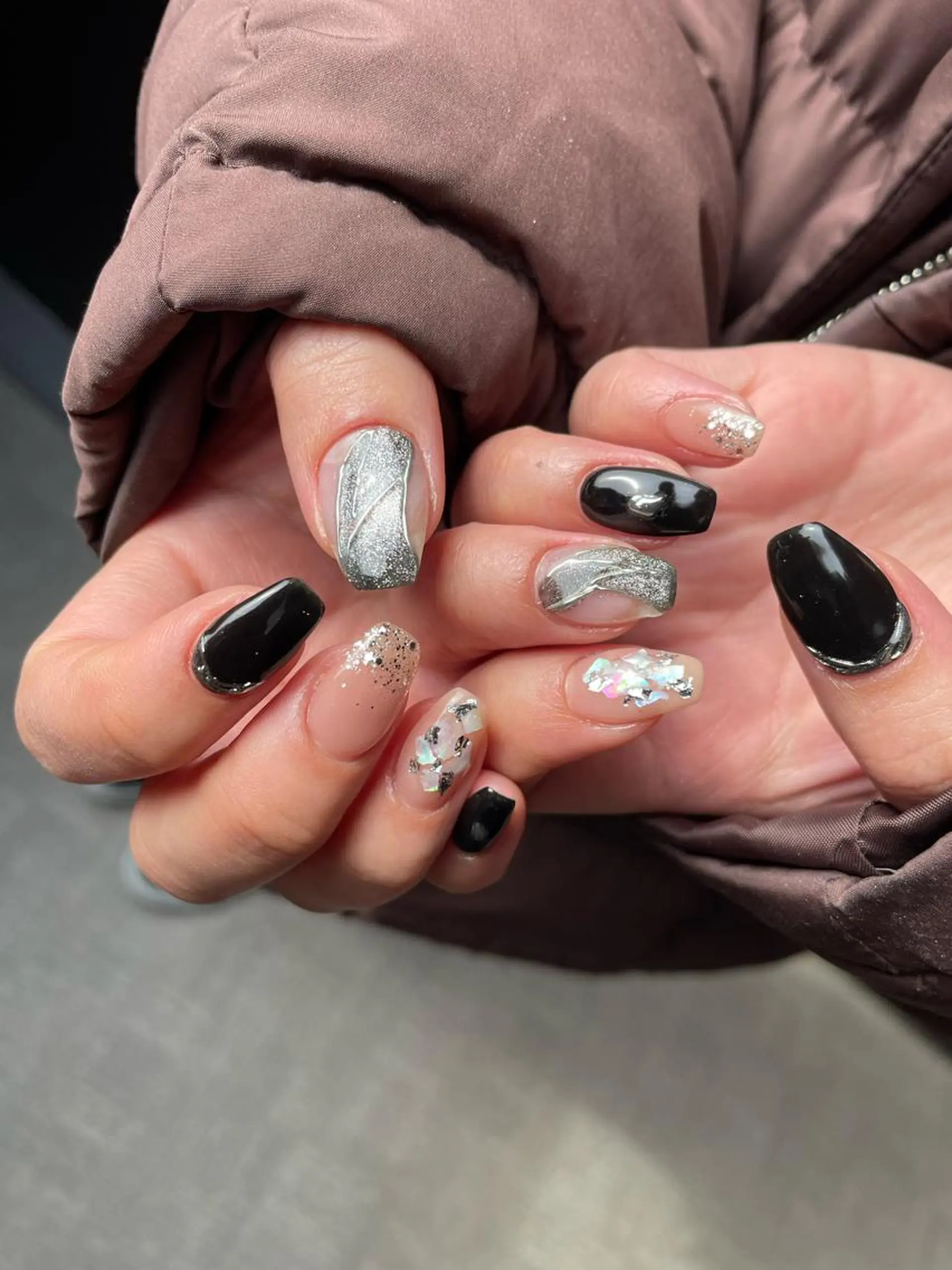 ロング カラー ヘアアレンジ キッズ ネイル マツエク・マツパ アイブロウ 福田 加奈のネイルデザイン