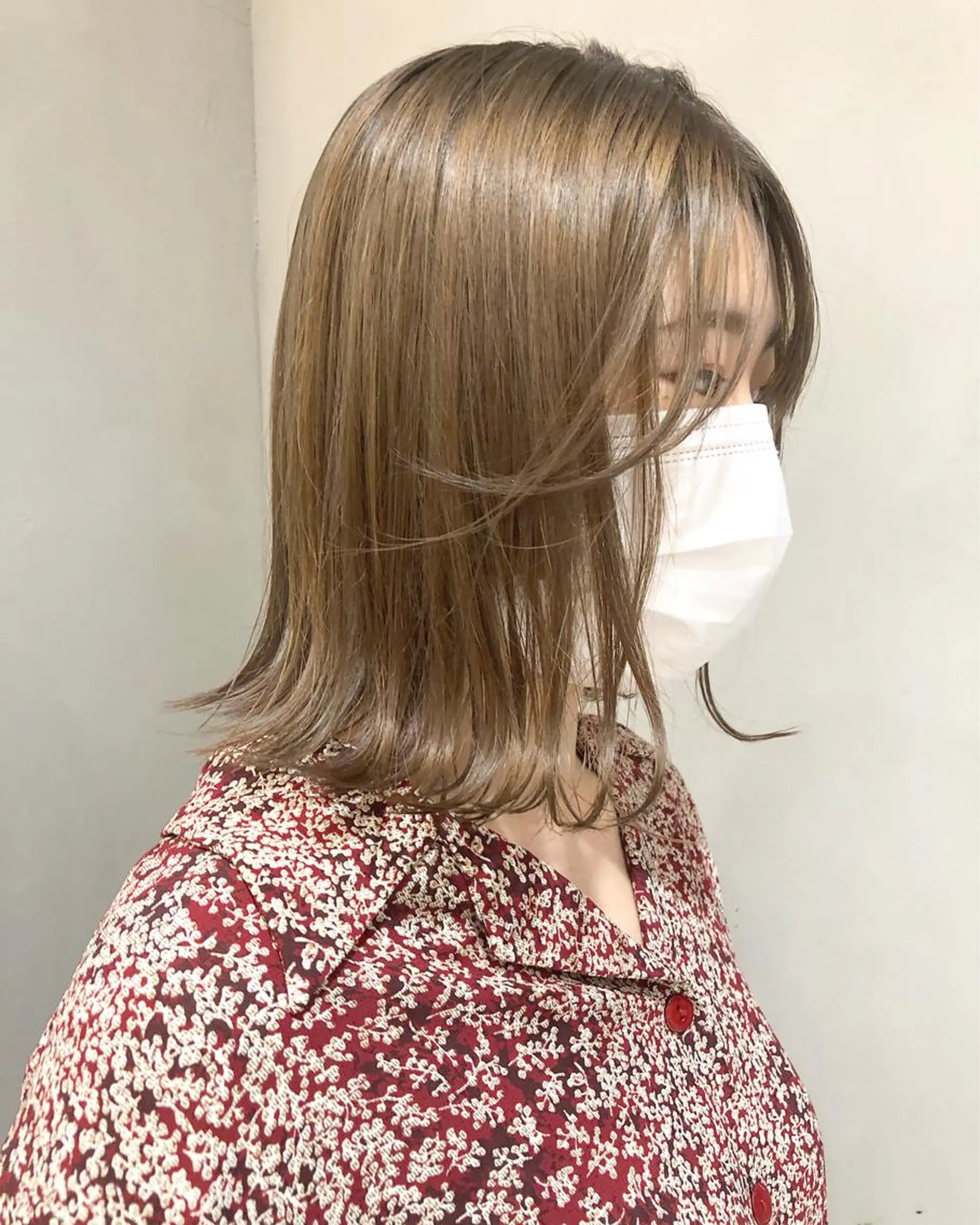 セミロング カラー 圧倒的透明感カラー nana🦕のヘアスタイル