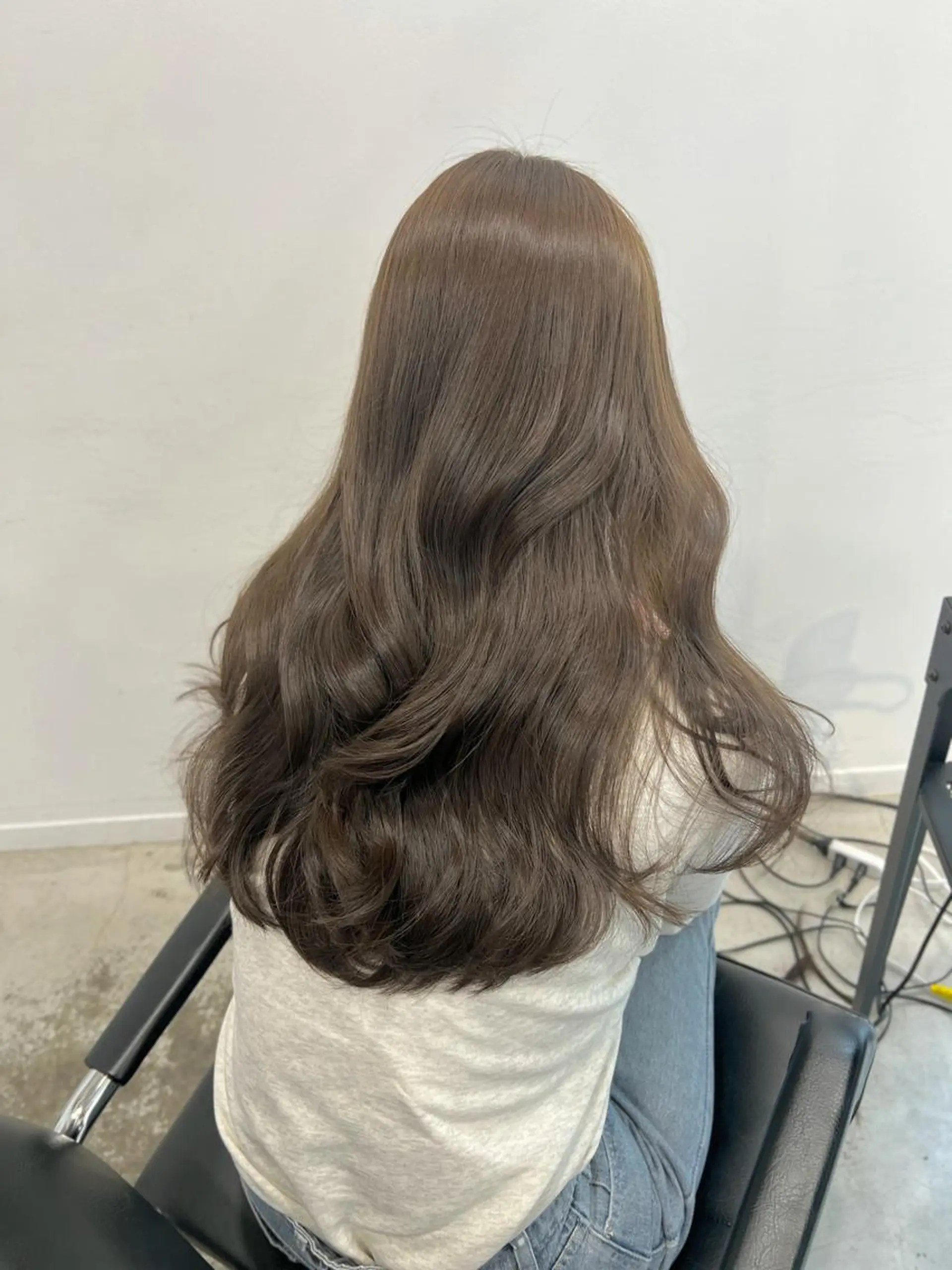 ミディアム カラー ヘアアレンジ ベージュカラー オリーブベージュ カット ヘアカラー トリートメント ヘアセット レイヤーカット指名 No.1💖マユカのヘアスタイル