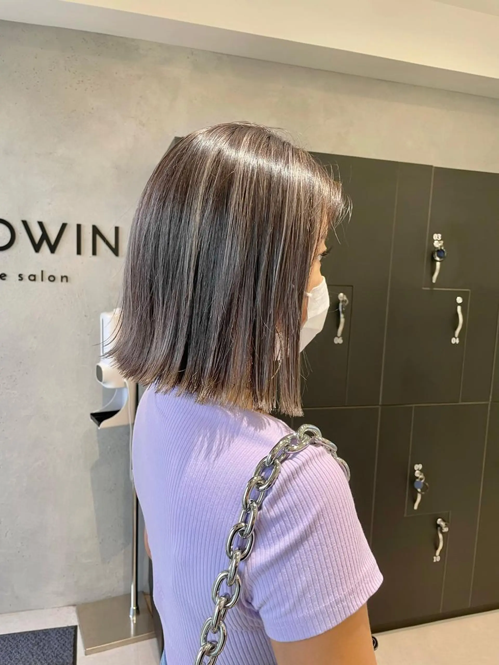 ショート カラー ハイライトカラー ボブ ハイライト 外ハネヘア カット ヘアカラー トリートメント ヘアセット メンズ特化 パーマ/オザワのヘアスタイル