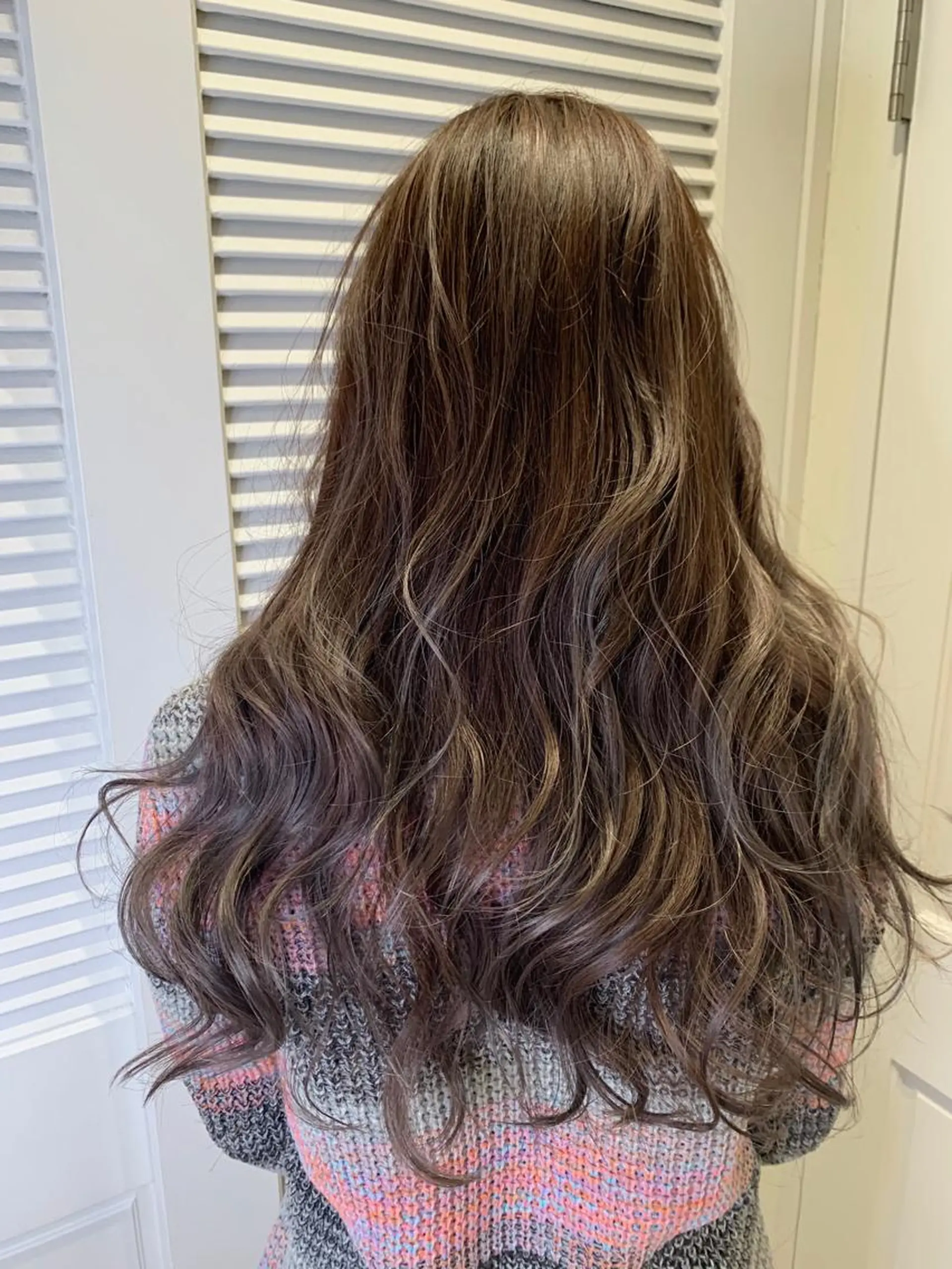 ロング ハイライト ヘアカラー トリートメント 渋谷ハイトーン/ デザインカラー阿部のヘアスタイル