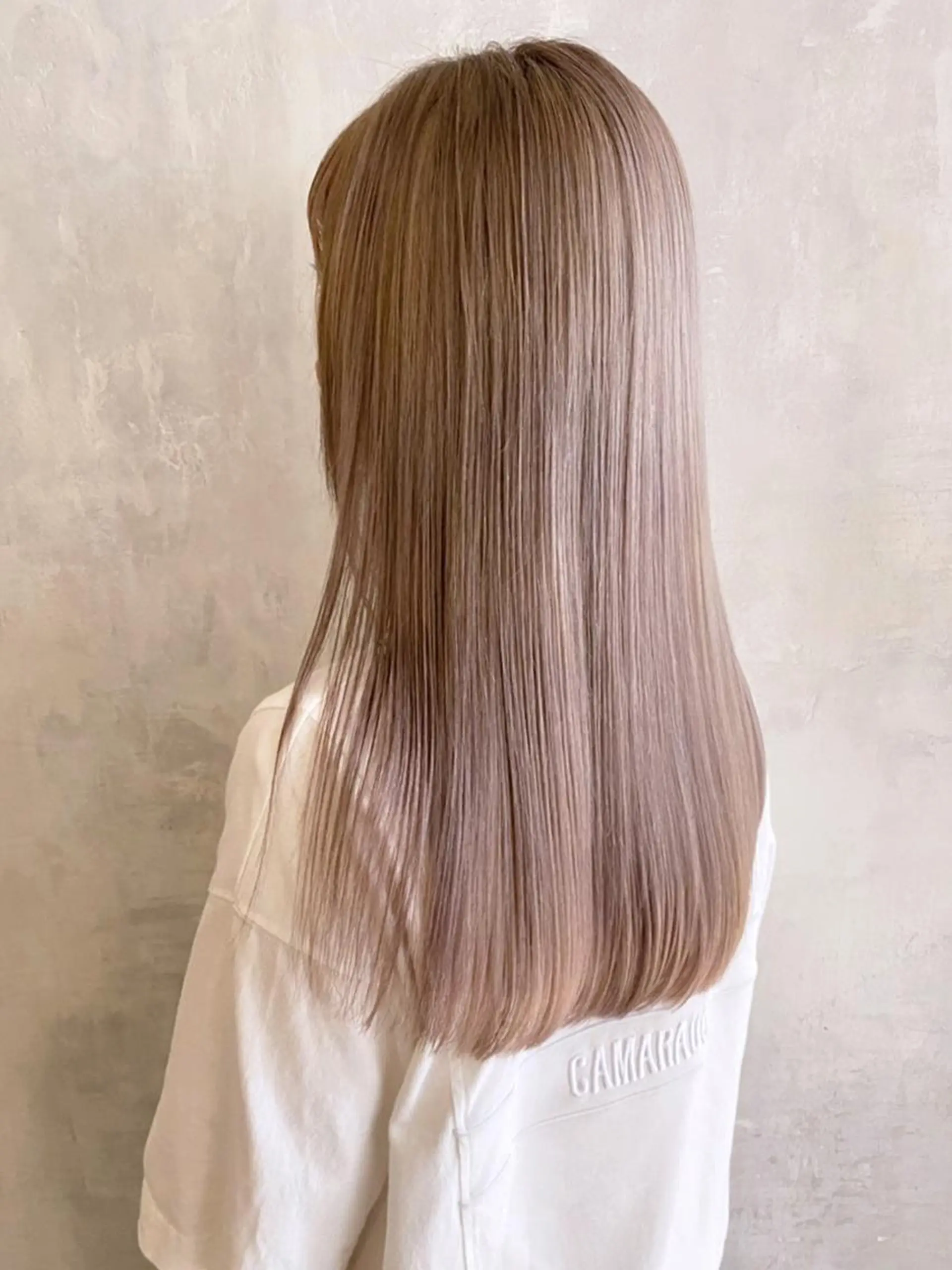 セミロング パーマ ヘアアレンジ カラー ベージュカラー ホワイトベージュ ITbyALBUM 松戸のヘアスタイル