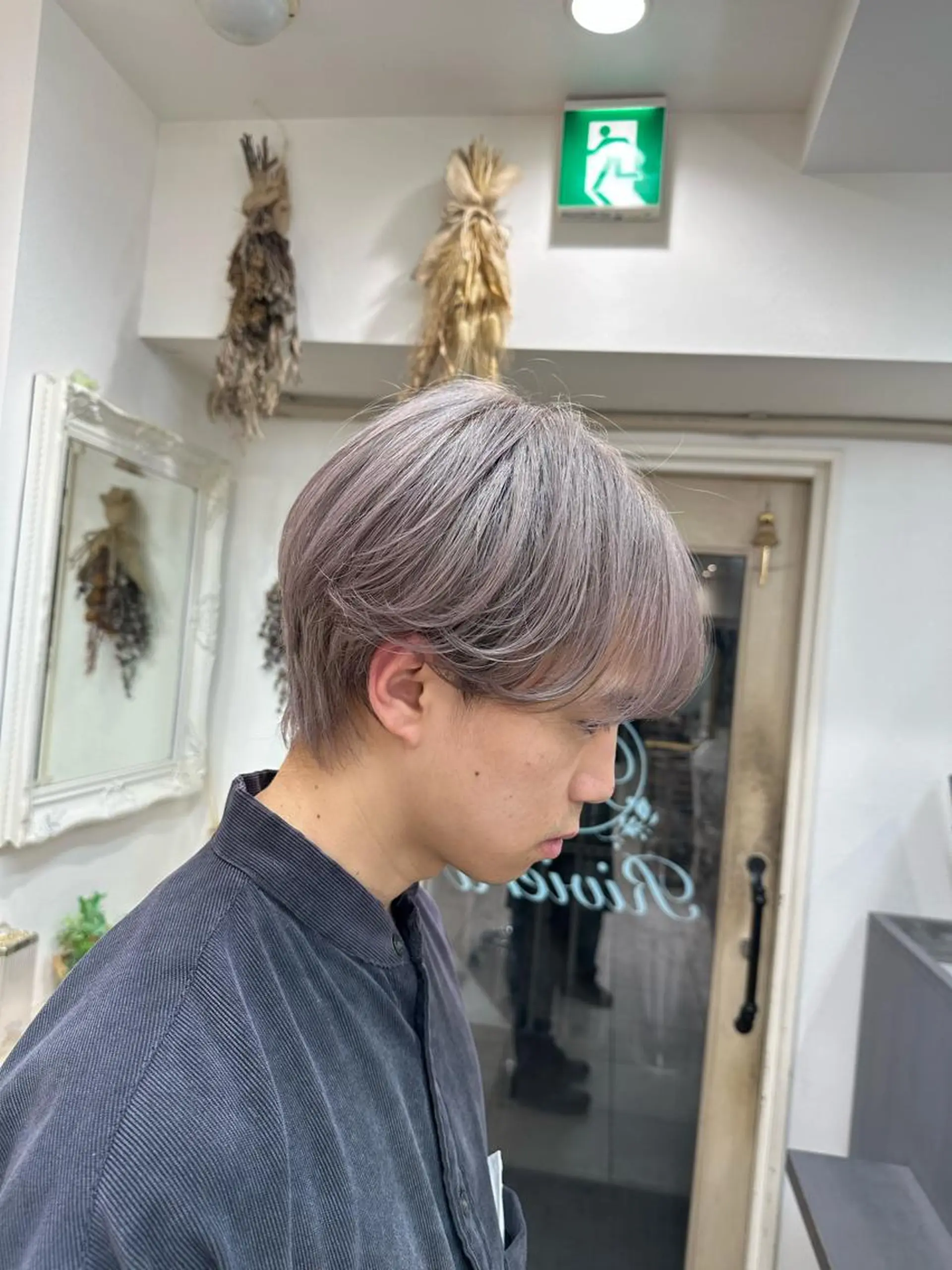 ショート cinq PROJECT所属・ミルクティーベージュ /三村克彦のヘアスタイル