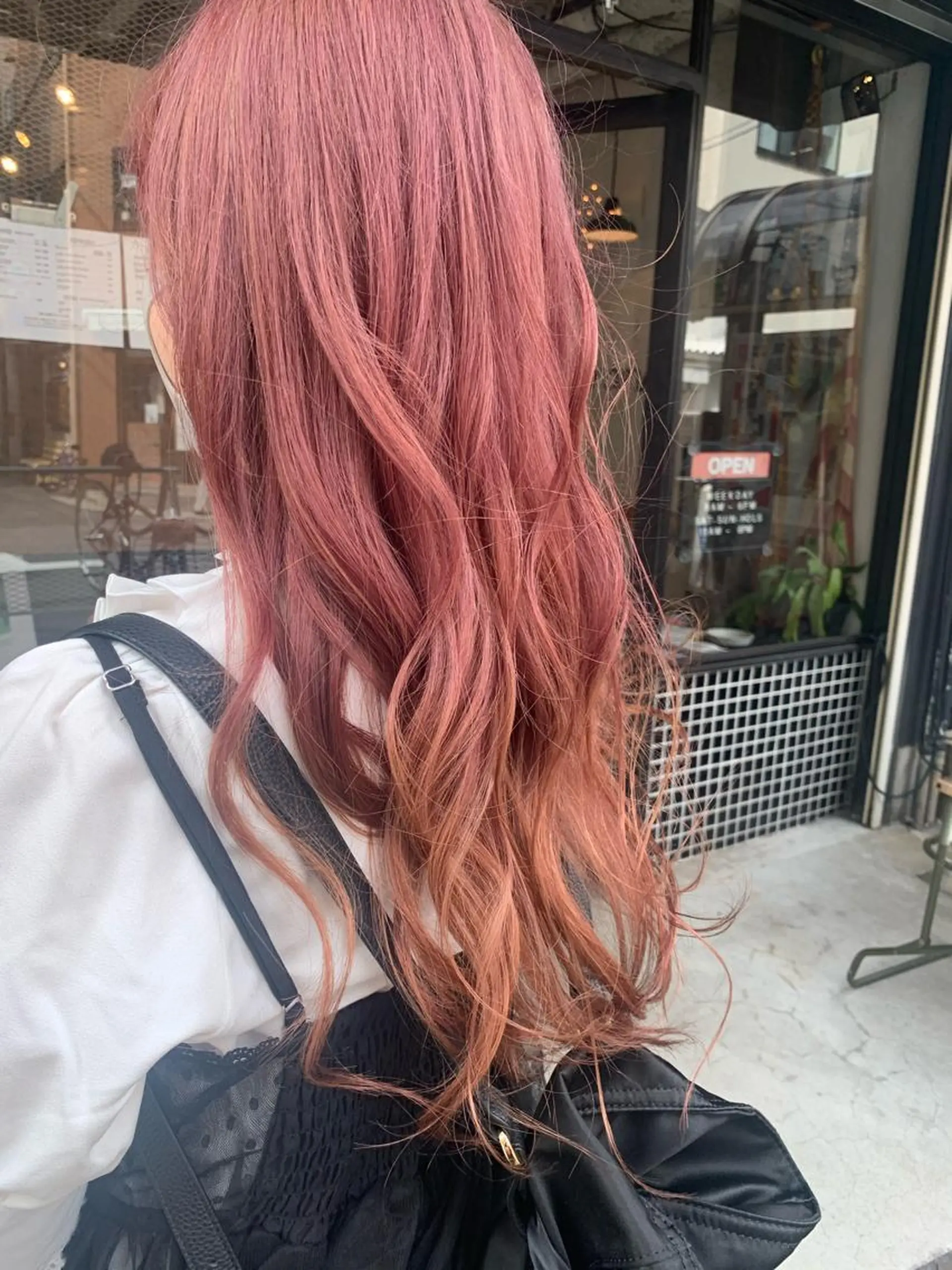 ロング カラー 高木 藍のヘアスタイル