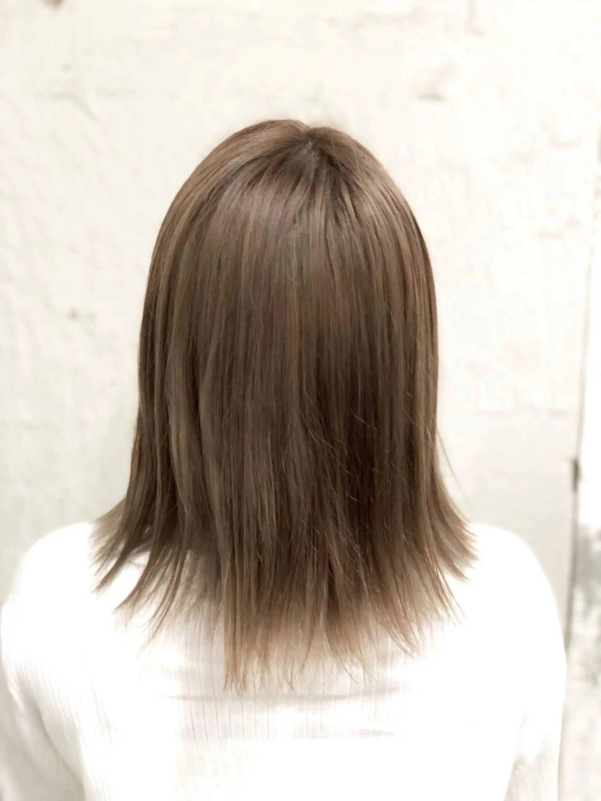 ミディアム カラー ブリーチ ケアブリーチ ダブルカラー グレージュ ミルクティーグレージュ 桐原 竜也のヘアスタイル