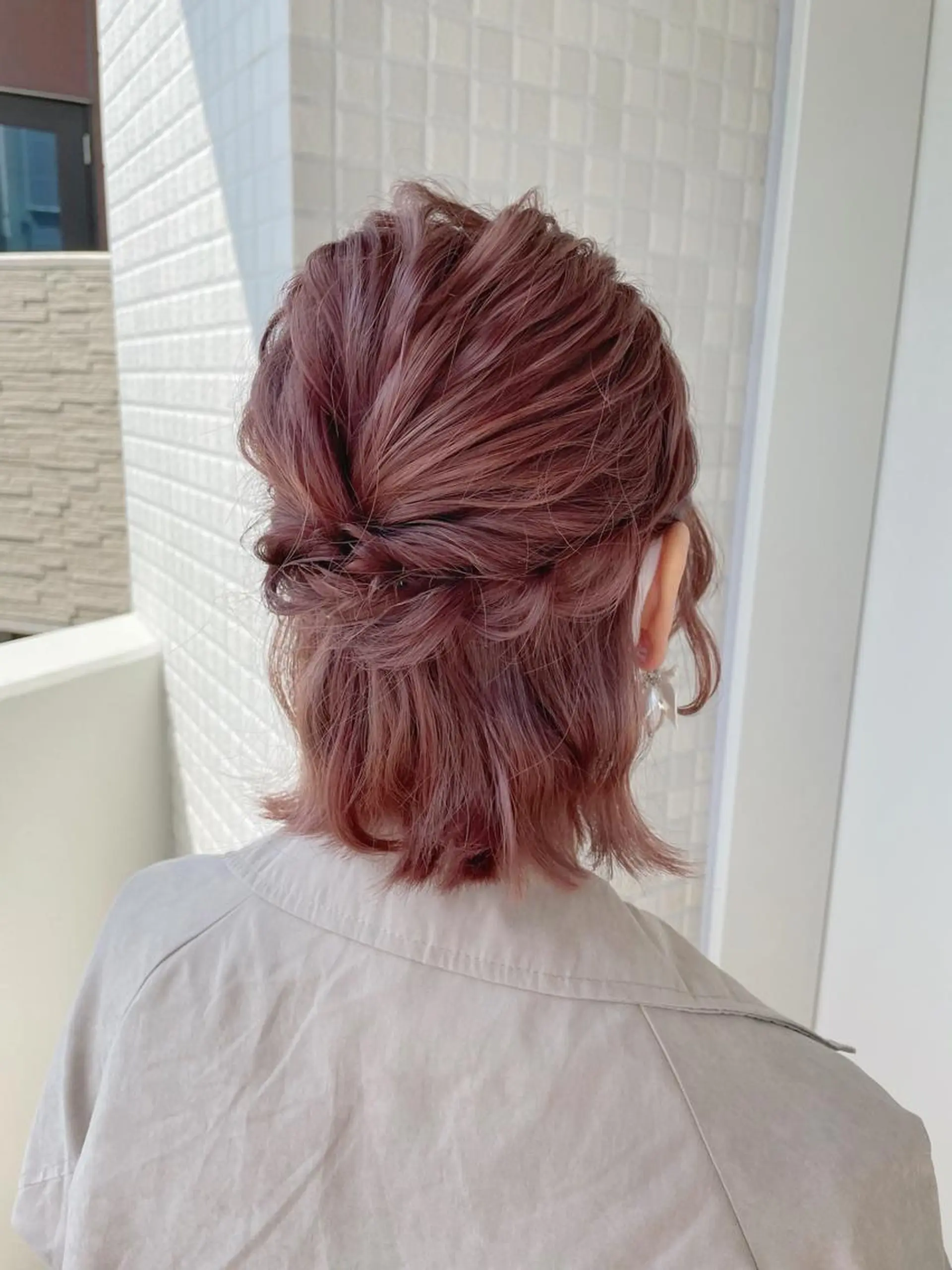 ミディアム ヘアアレンジ ハーフアップ oggi +KENJE所属・大平 美沙のヘアスタイル