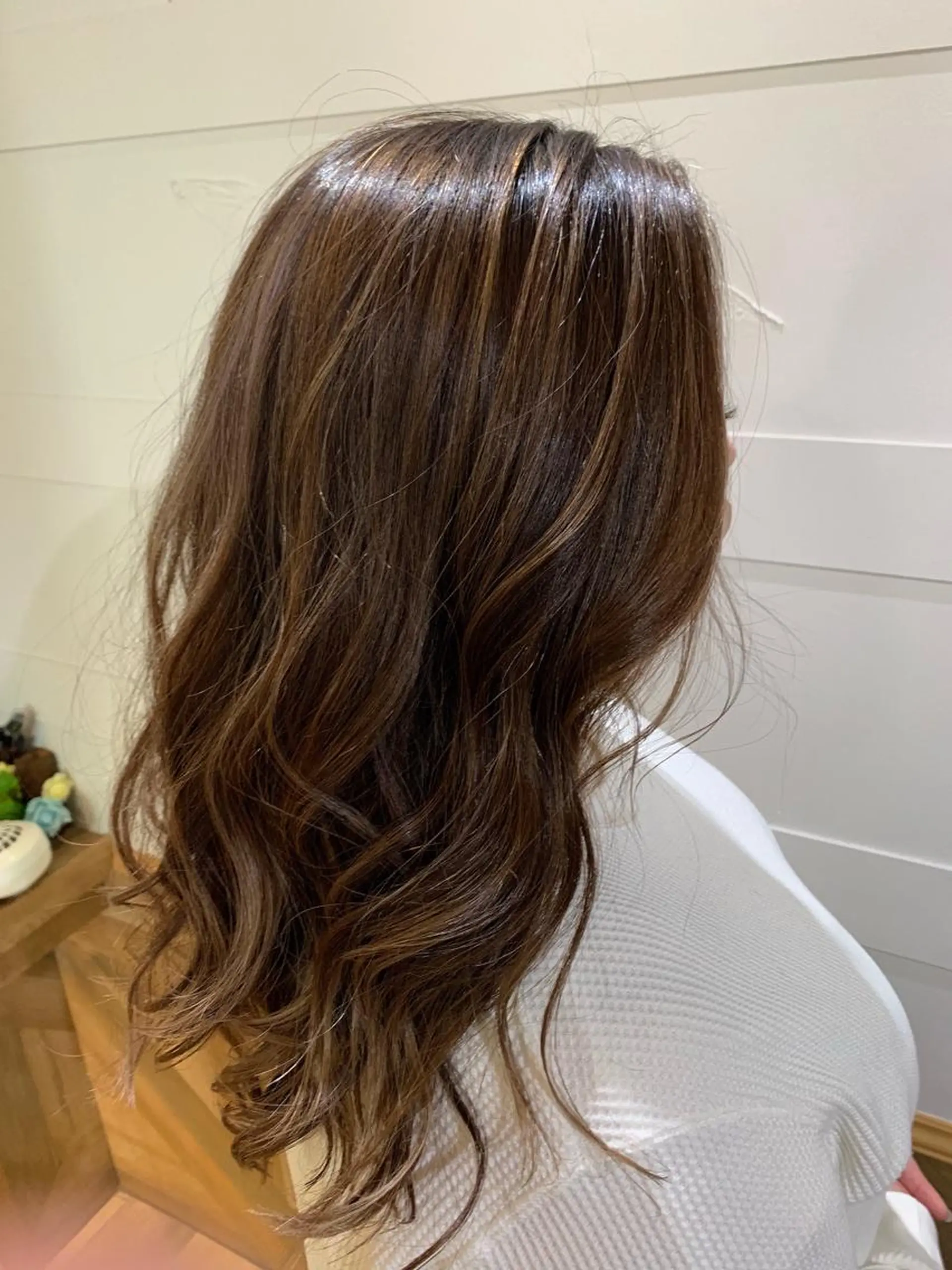 ロング カラー ベージュカラー ハイライトカラー ハイライト カット ヘアカラー トリートメント 船津武俊 フナツタケトシのヘアスタイル
