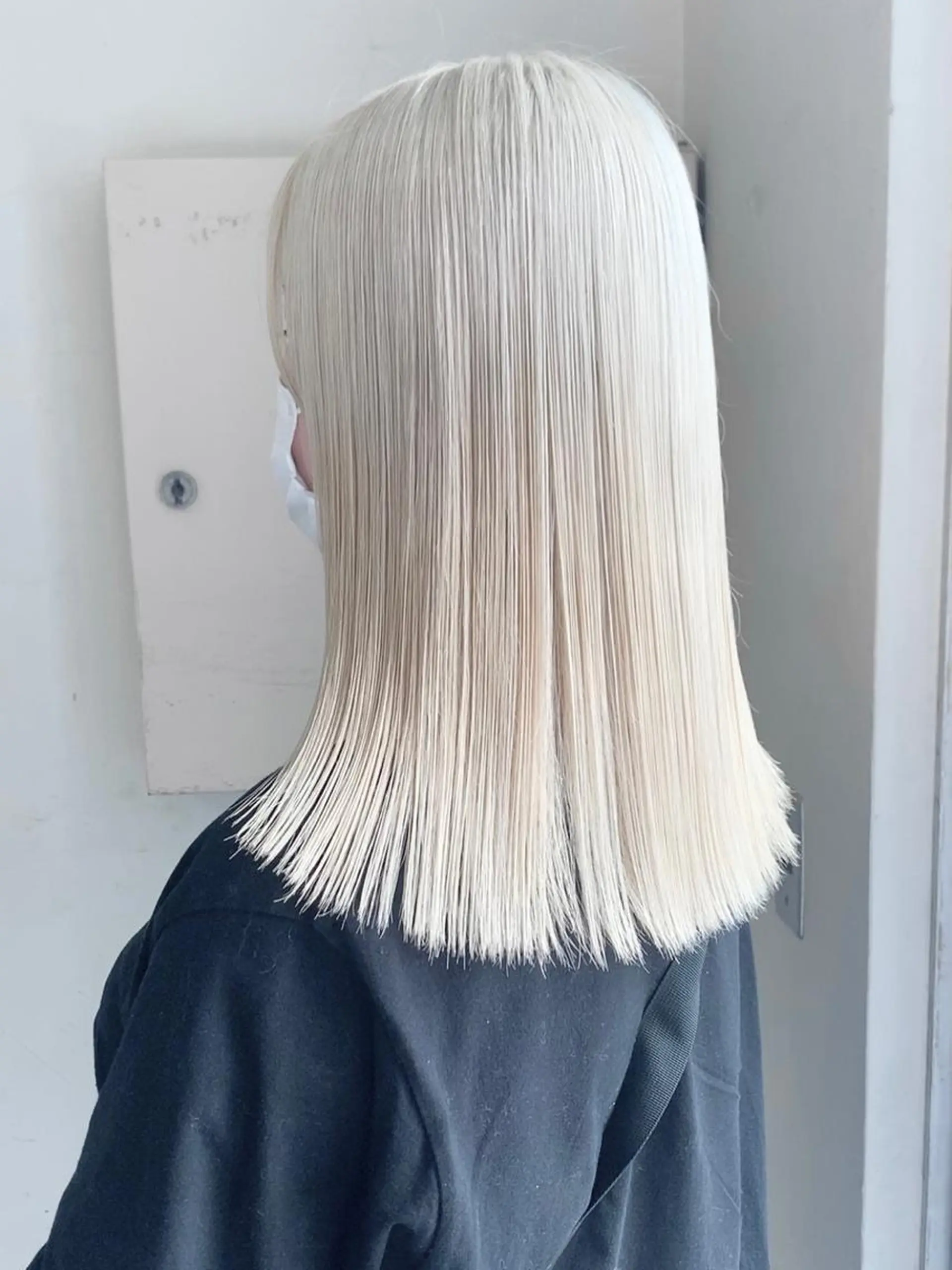 ミディアム カラー パーマ ヘアアレンジ メンズ キッズ ネイル マツエク・マツパ アイブロウ メンズブリーチ メンズハイライト メンズハイトーン メンズインナーカラー メンズ韓国風 ヘアカラー トリートメント 🦕ウルフカット 🦕ａｋｉｈｏのヘアスタイル