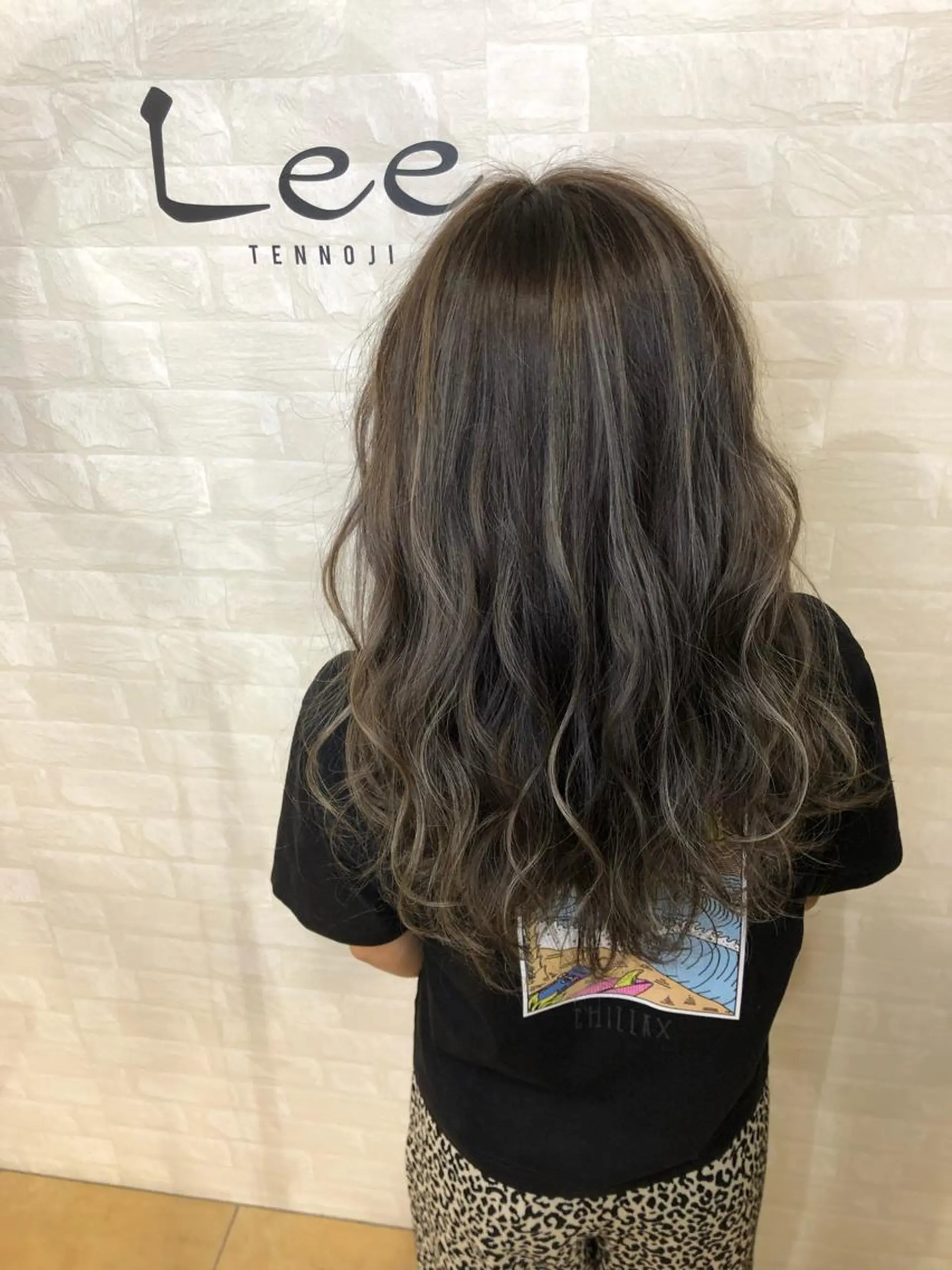 セミロング ハイライト 浅井 大雅のヘアスタイル