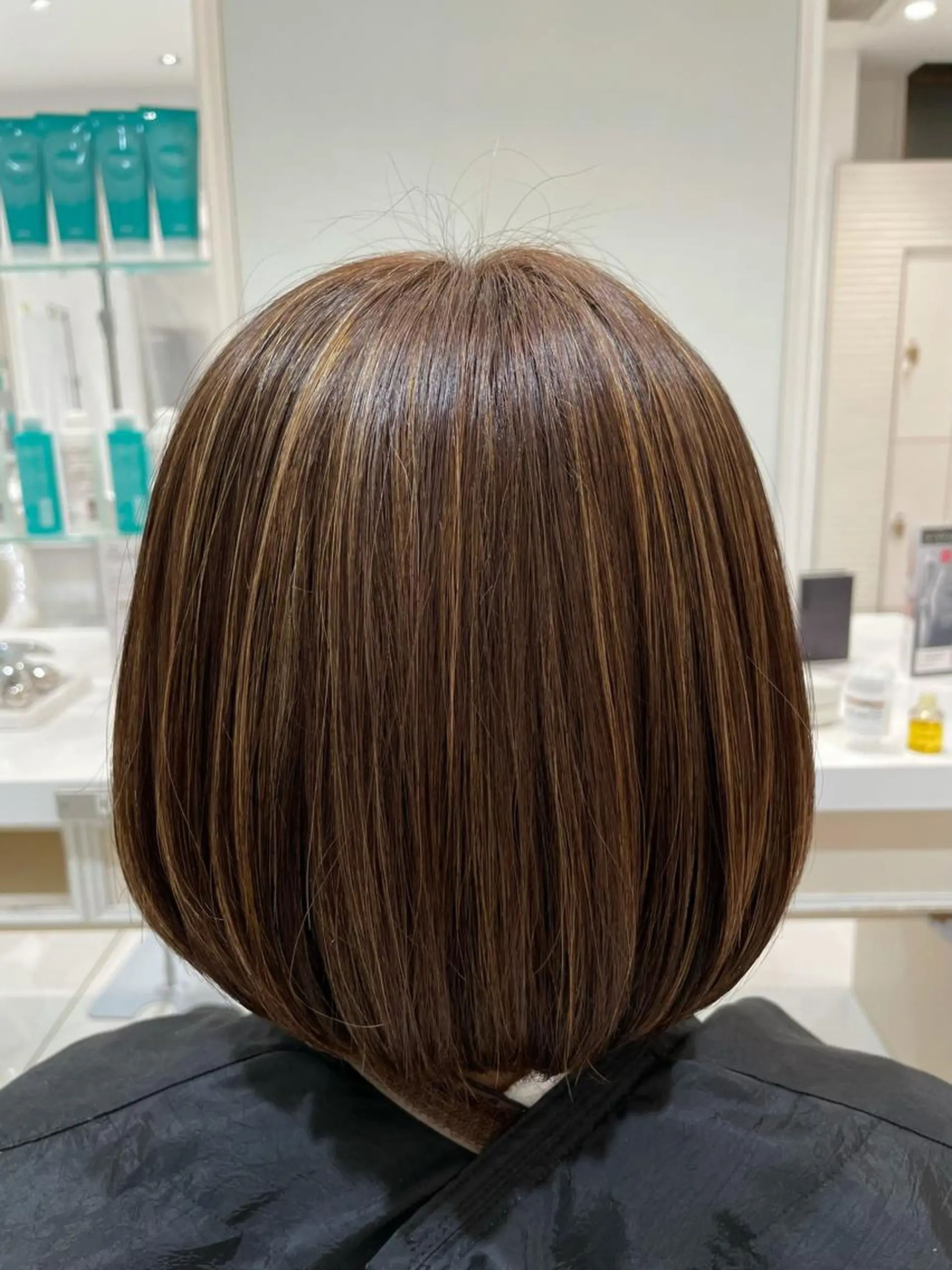 ミディアム カラー ハイライトカラー ハイライト JERICHO HAIR所属・河野 由佳の眉毛・アイブロウイメージ