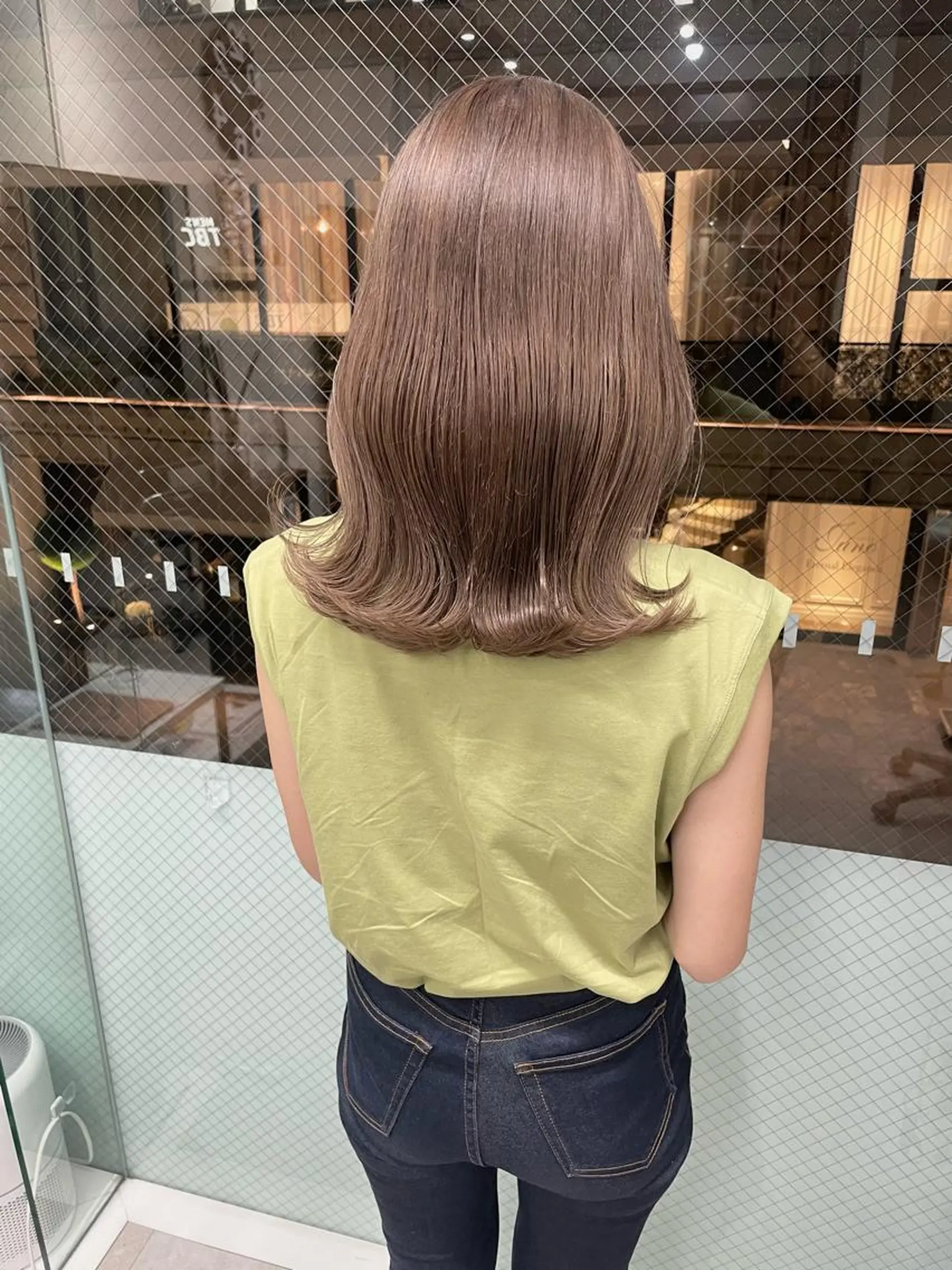 ミディアム カラー ヘアカラー トリートメント 髪質改善will hairdesignのヘアスタイル