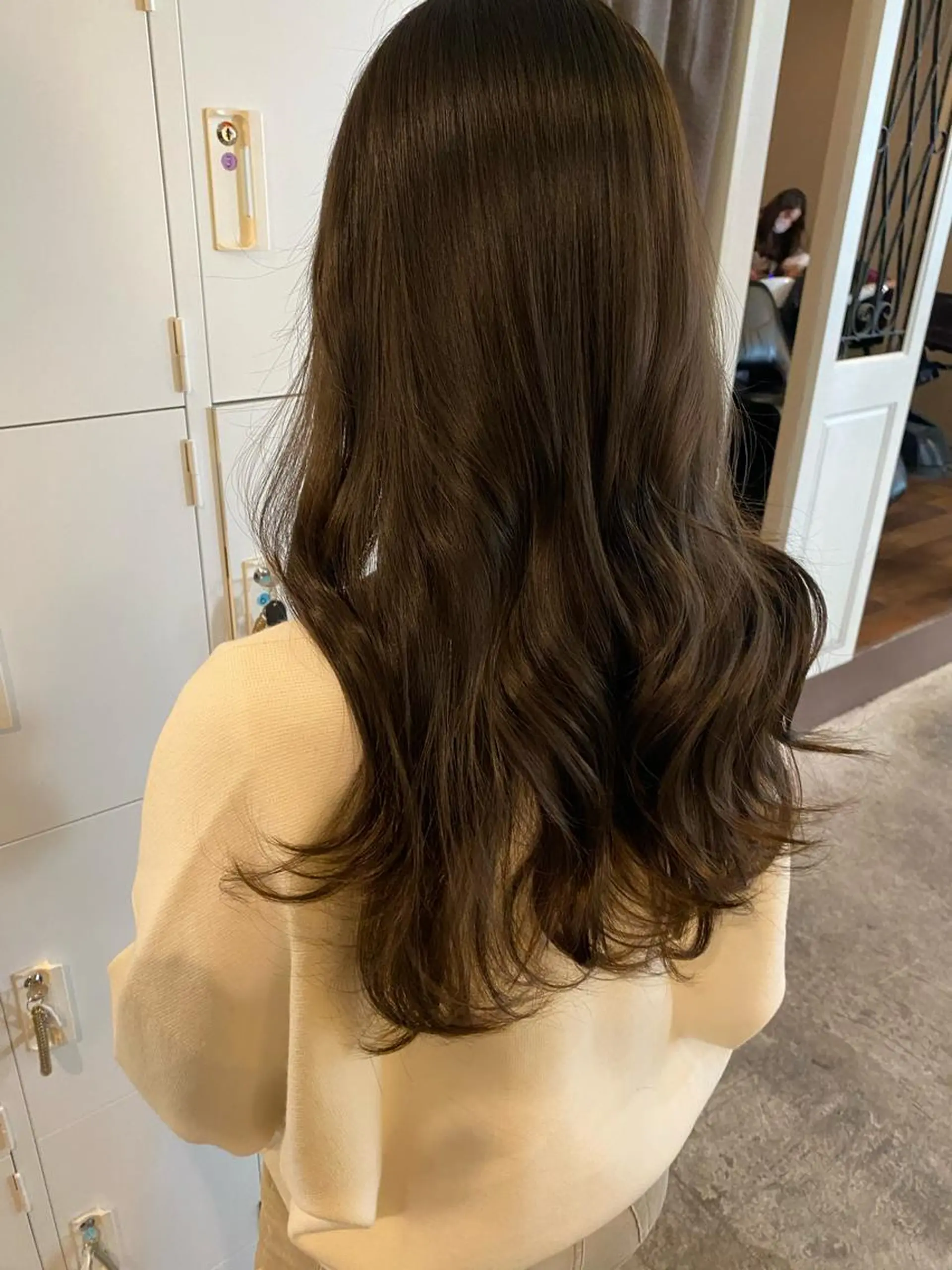 ロング カット ヘアカラー トリートメント 似合わせ顔まわりカッ ト🩶瀧本美咲のヘアスタイル