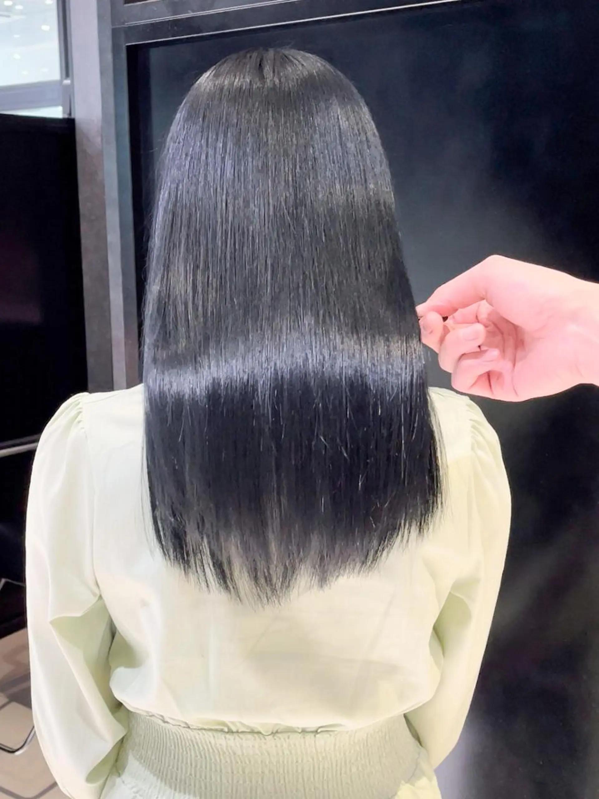 カラー パーマ ヘアアレンジ 黒髪 ネイビーカラー カット ITbyALBUM 松戸のヘアスタイル