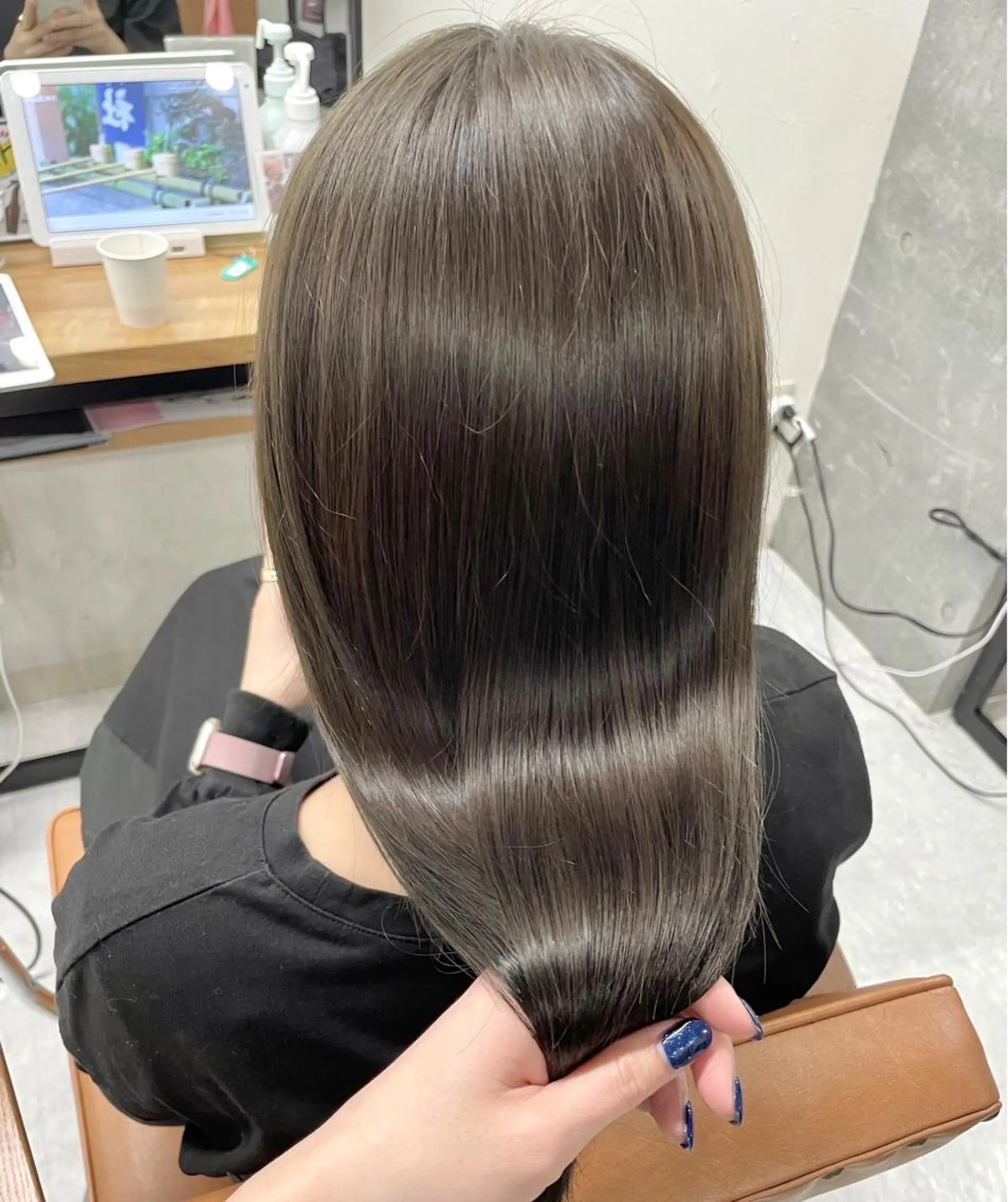 ロング カラー パーマ ヘアアレンジ メンズ アイブロウ カット ヘアカラー トリートメント 歩くパワースポット 🦋KAHOのヘアスタイル