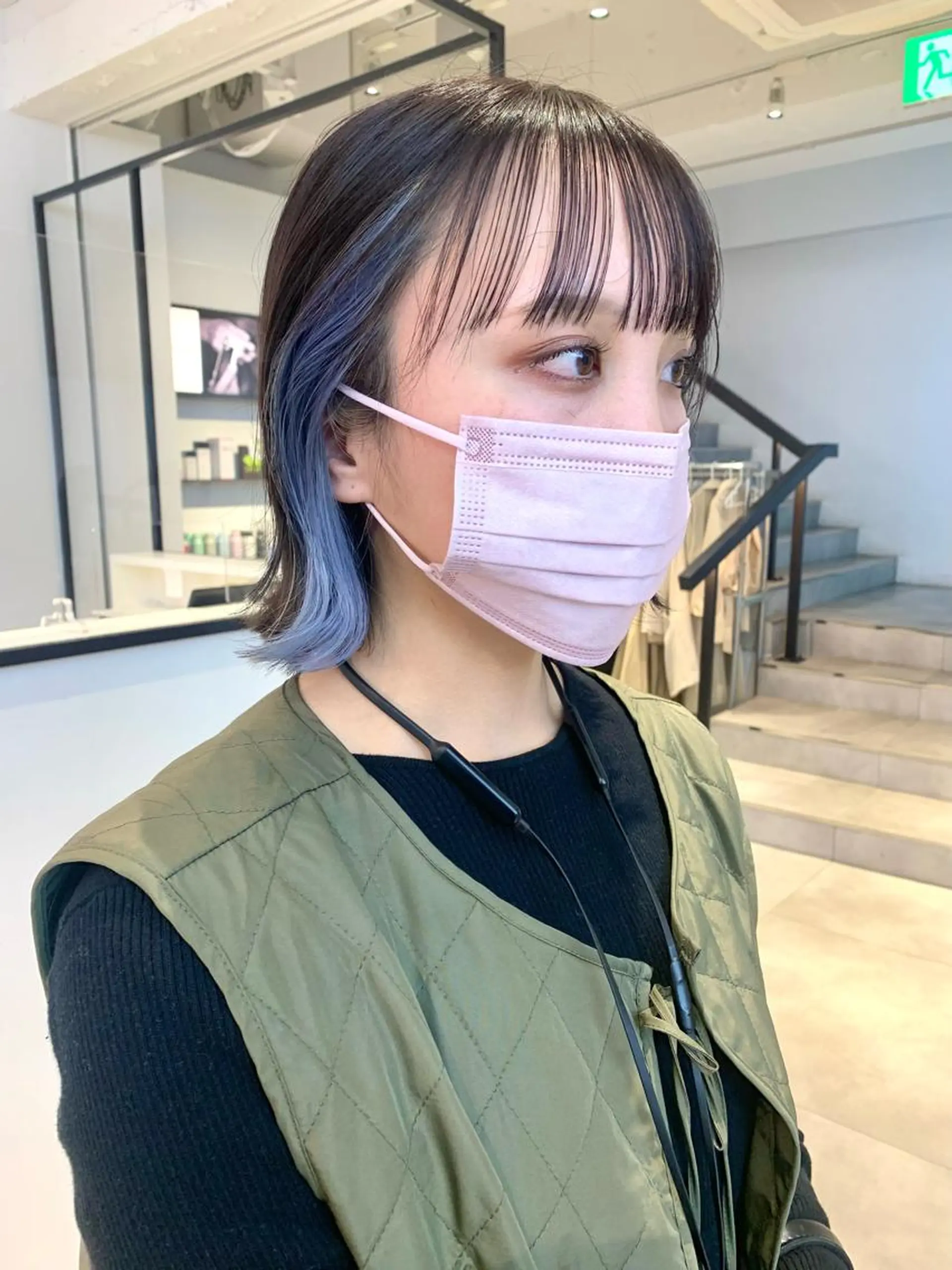 ショート カラー ハイトーンカラー インナーカラー Kureha/ネイル レイヤー/酸性縮毛のヘアスタイル