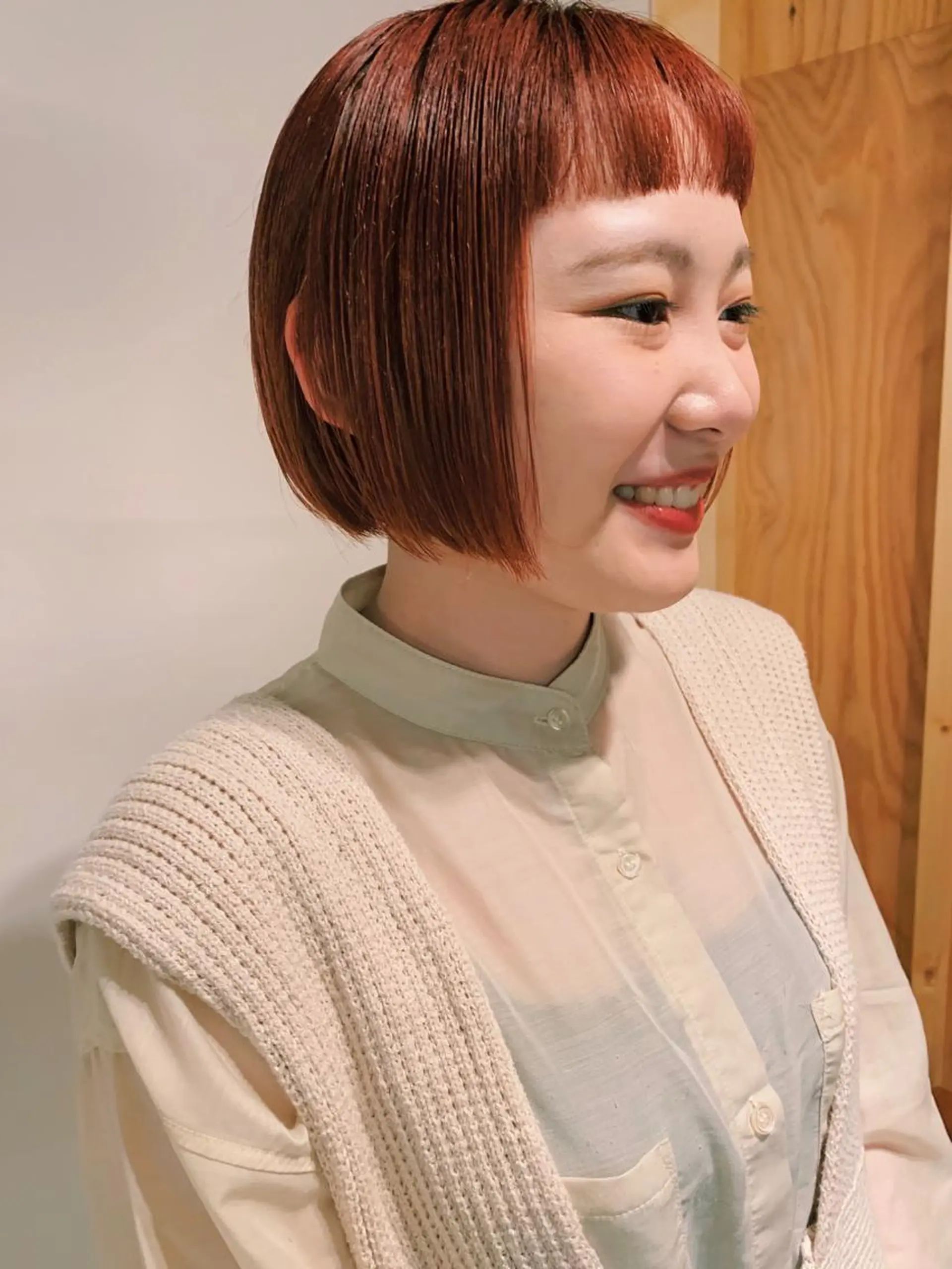 ショート カラー オレンジ オレンジレッド レッドカラー ボブ オン眉 tension 【テンション】のヘアスタイル