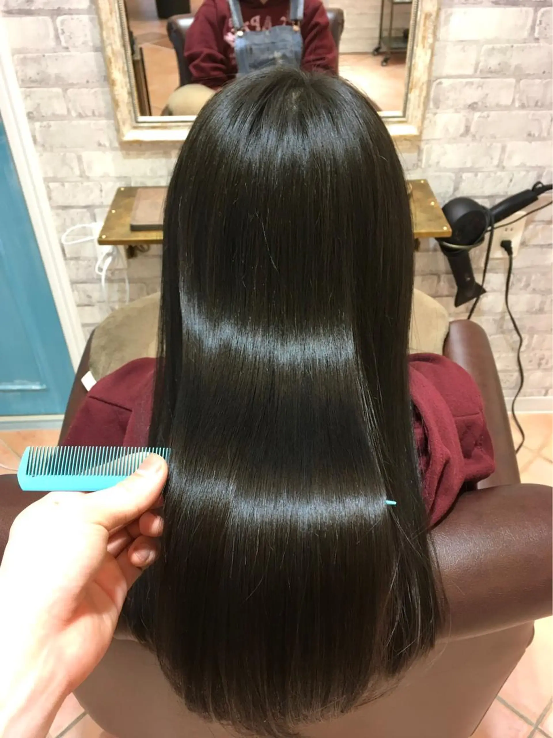 セミロング パーマ ミヤザキ タクトのヘアスタイル