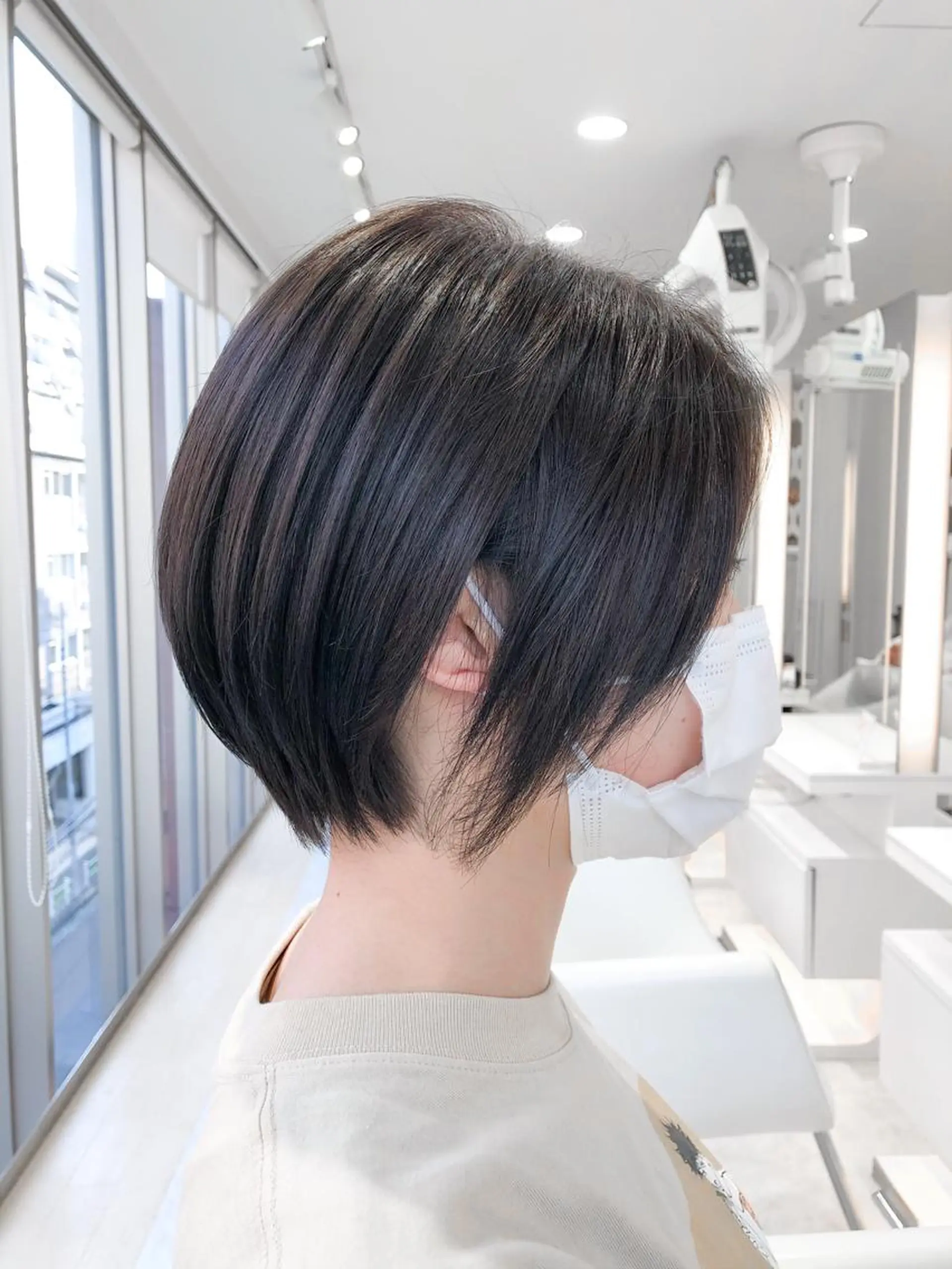 ショート カラー くびれヘア ショートヘア 佐藤 侑哉のヘアスタイル