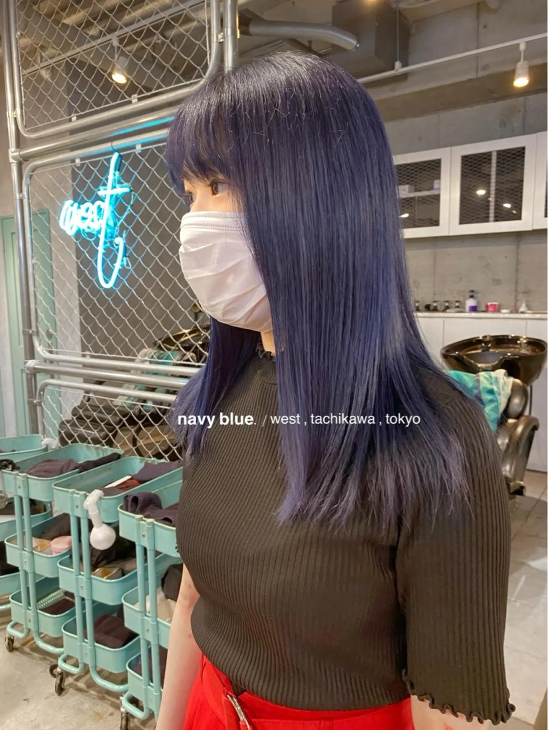 セミロング カラー アッシュ ブリーチ ブルーカラー ブルーアッシュ ブルージュ 竹嶌 健吾のヘアスタイル