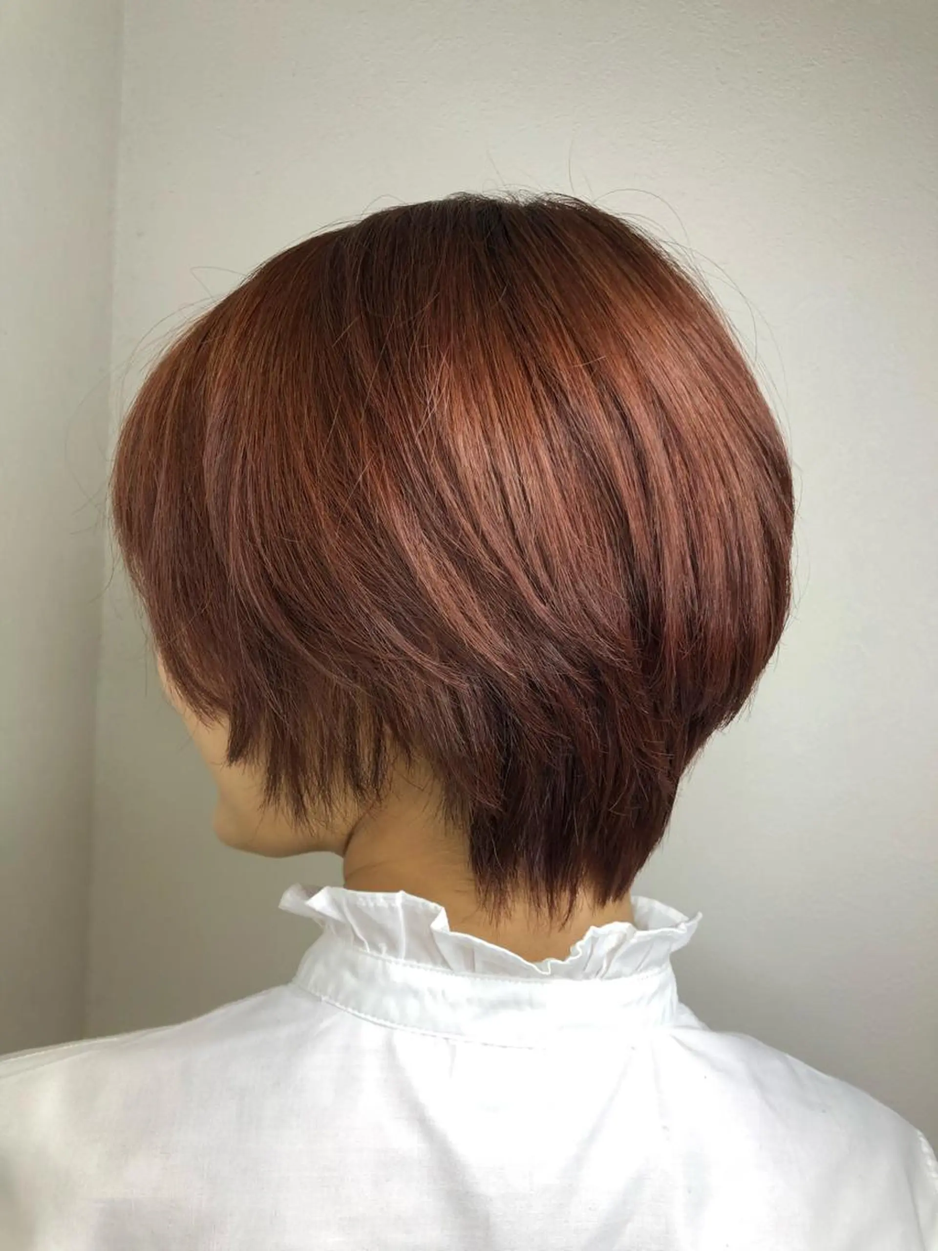 ショート カラー ヘアカラー 新宿韓国風レイヤー カット内田智大のヘアスタイル