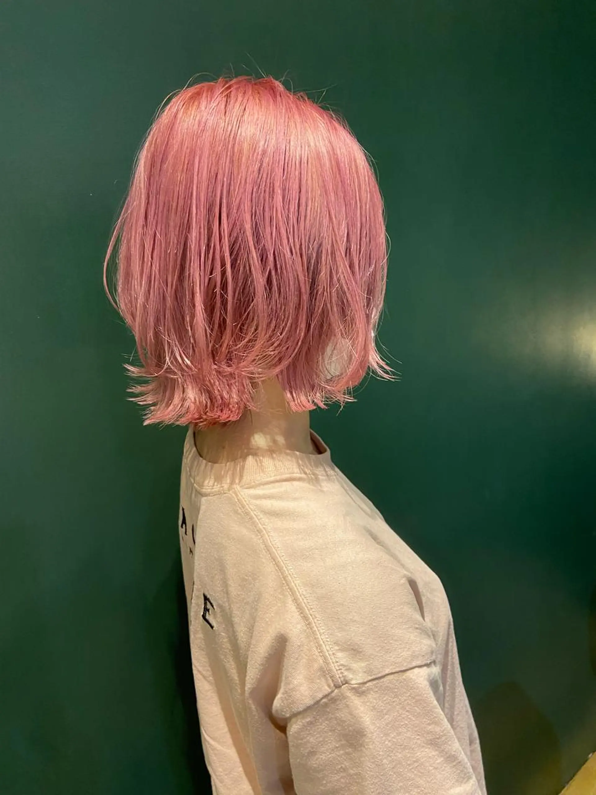 ショート カラー ピンクカラー レイヤーカット amie   水戸所属・レイヤー💧艶髪 💧Syotaのヘアスタイル