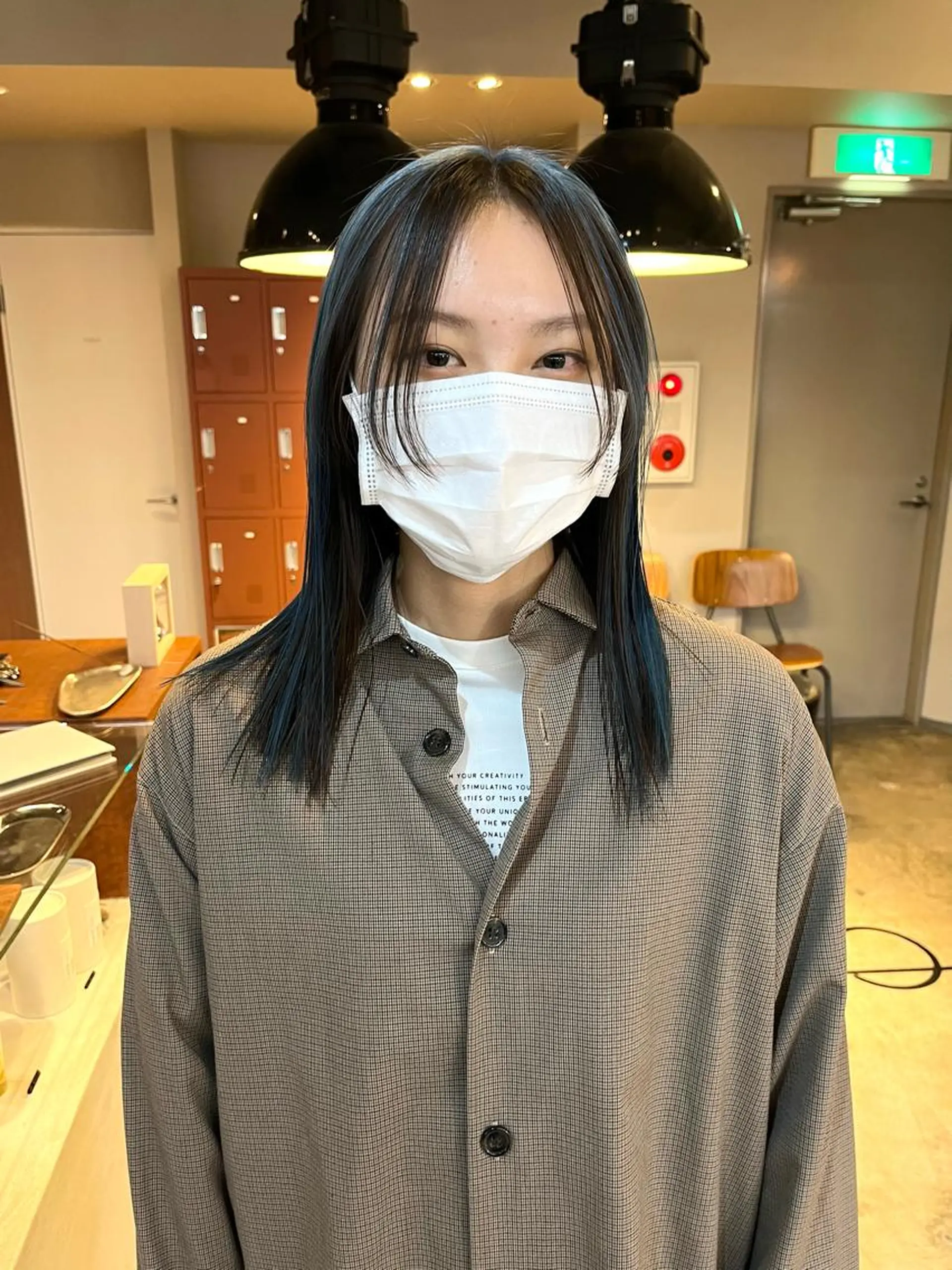 セミロング カラー ブルーカラー デザインカラー カット ヘアカラー トリートメント 🩷ハイトーン透明感 レイヤー🩷ユリカのヘアスタイル