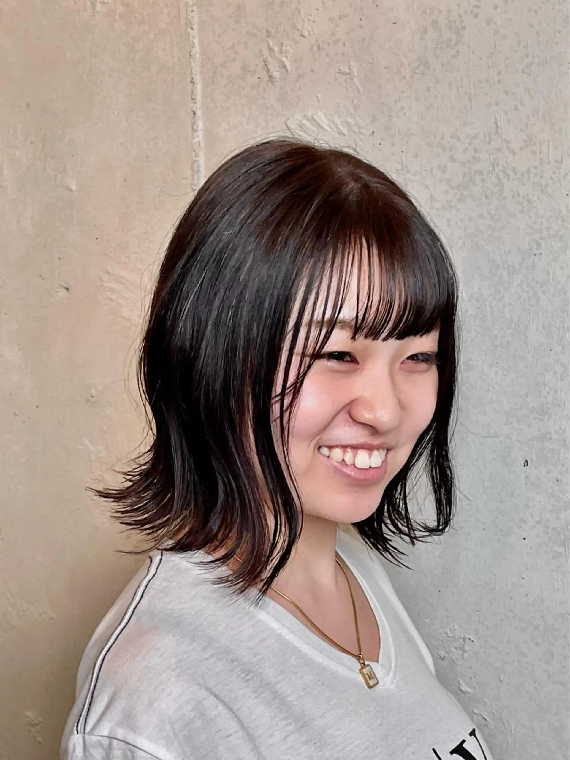 ミディアム カラー ボブレイヤー ボブ レイヤーカット 外ハネヘア 桐原 竜也のヘアスタイル