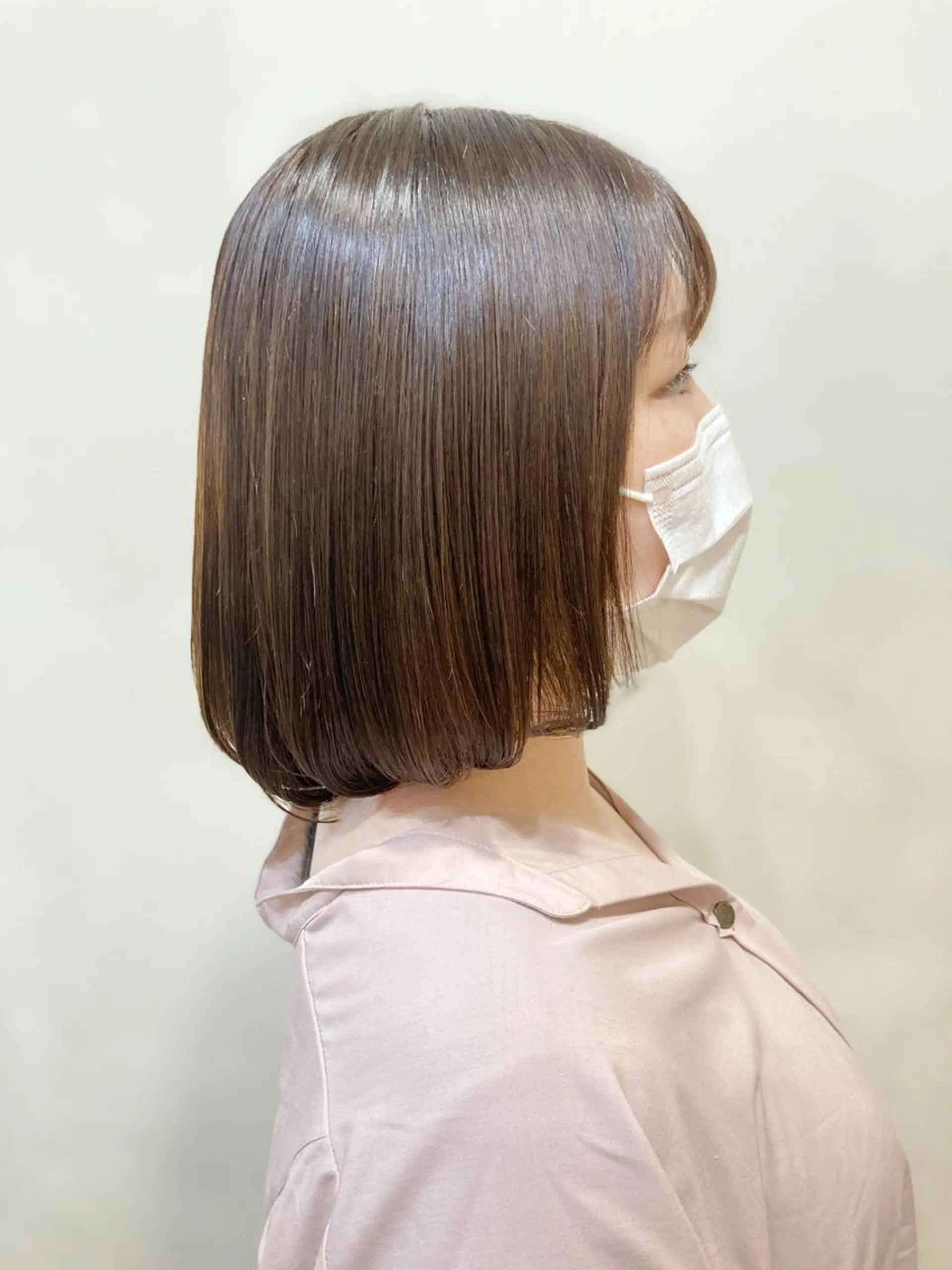 ミディアム ボブ カット ヘアカラー 🌈平均評価5🌈 金城リキのヘアスタイル