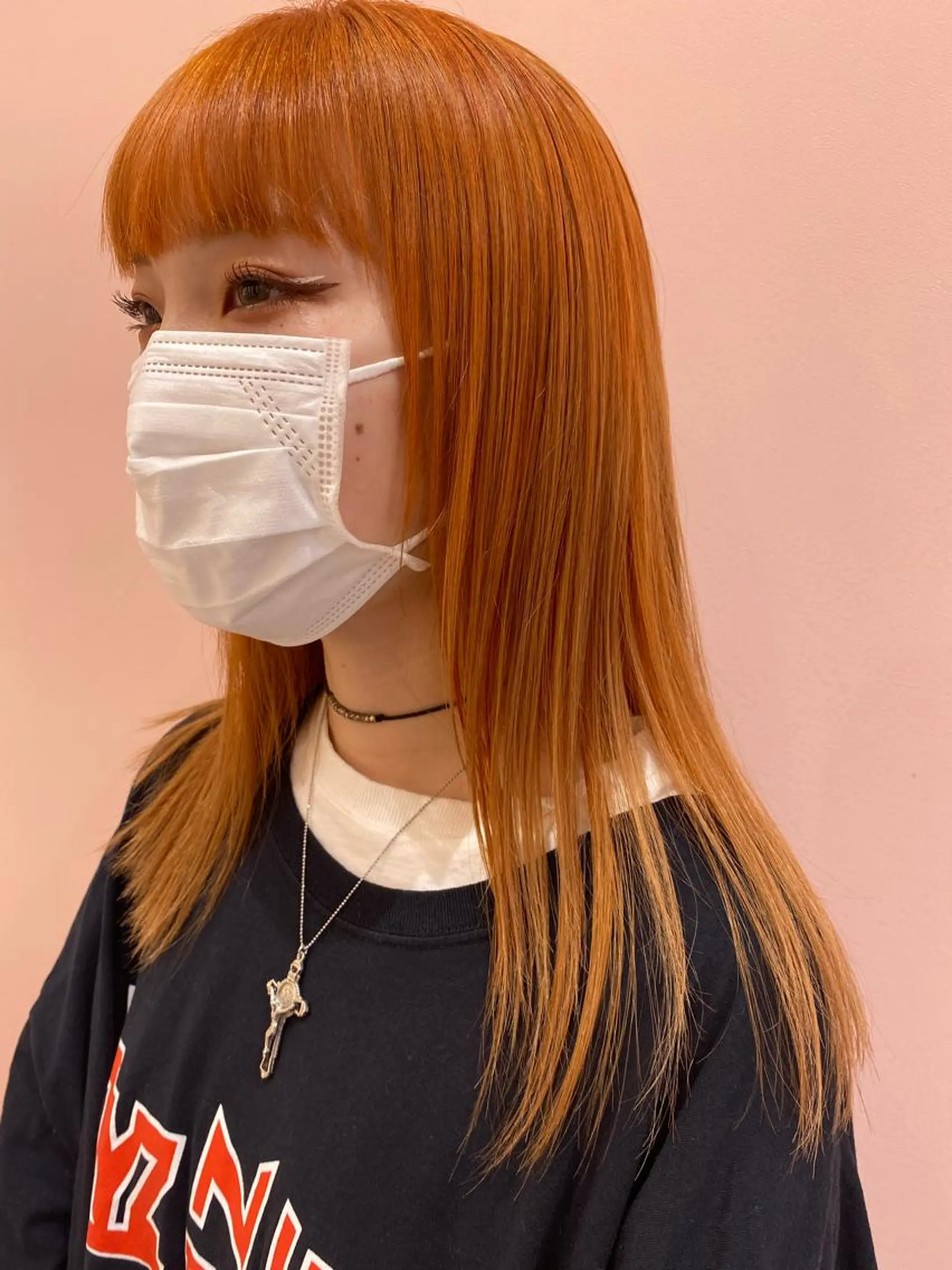 ミディアム カラー ベージュカラー オレンジ オレンジベージュ 西本 夏美のヘアスタイル