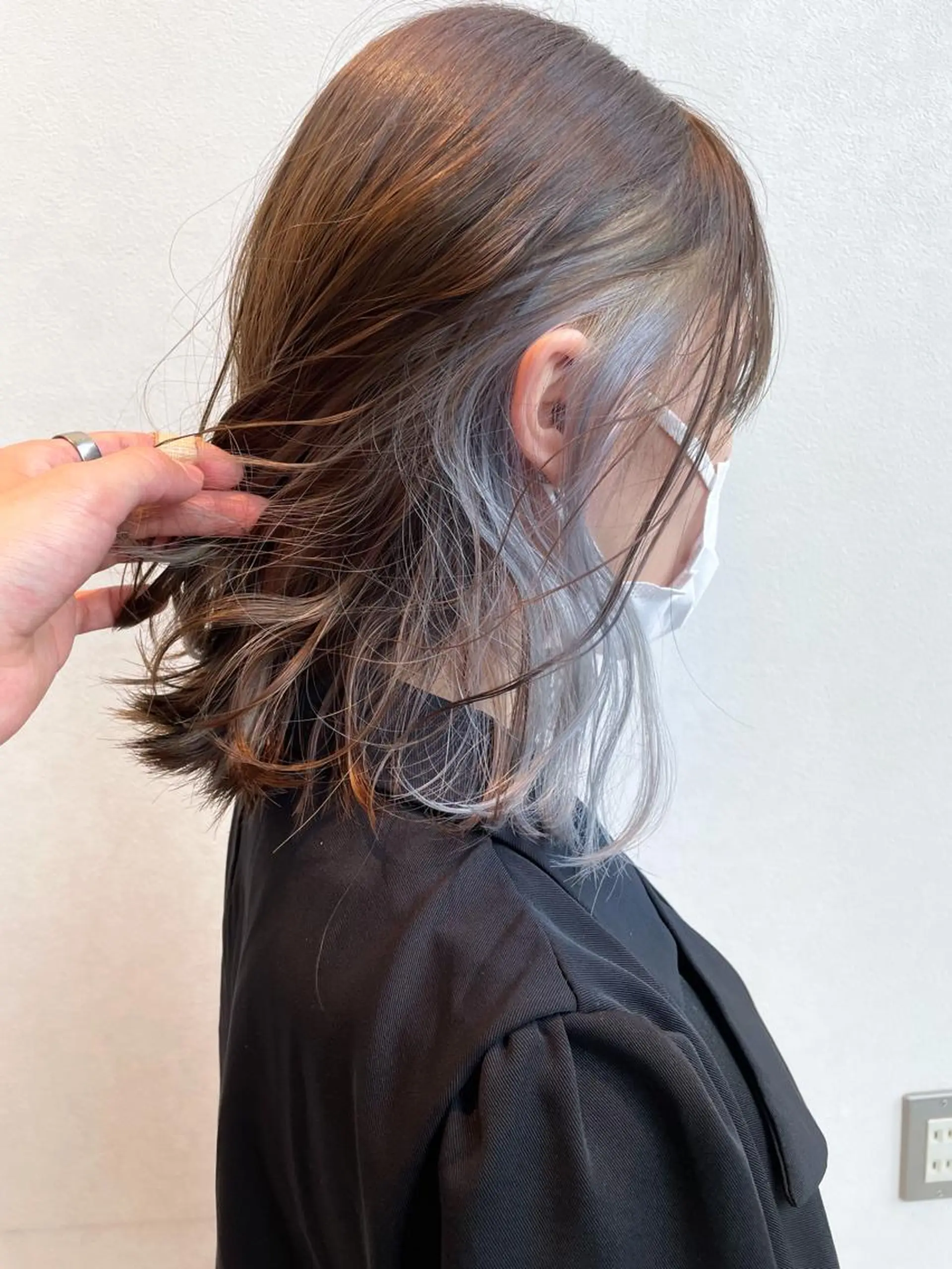 ミディアム カラー イヤリングカラー ヘアカラー 髪質改善/ブリーチ 田代 龍我のヘアスタイル