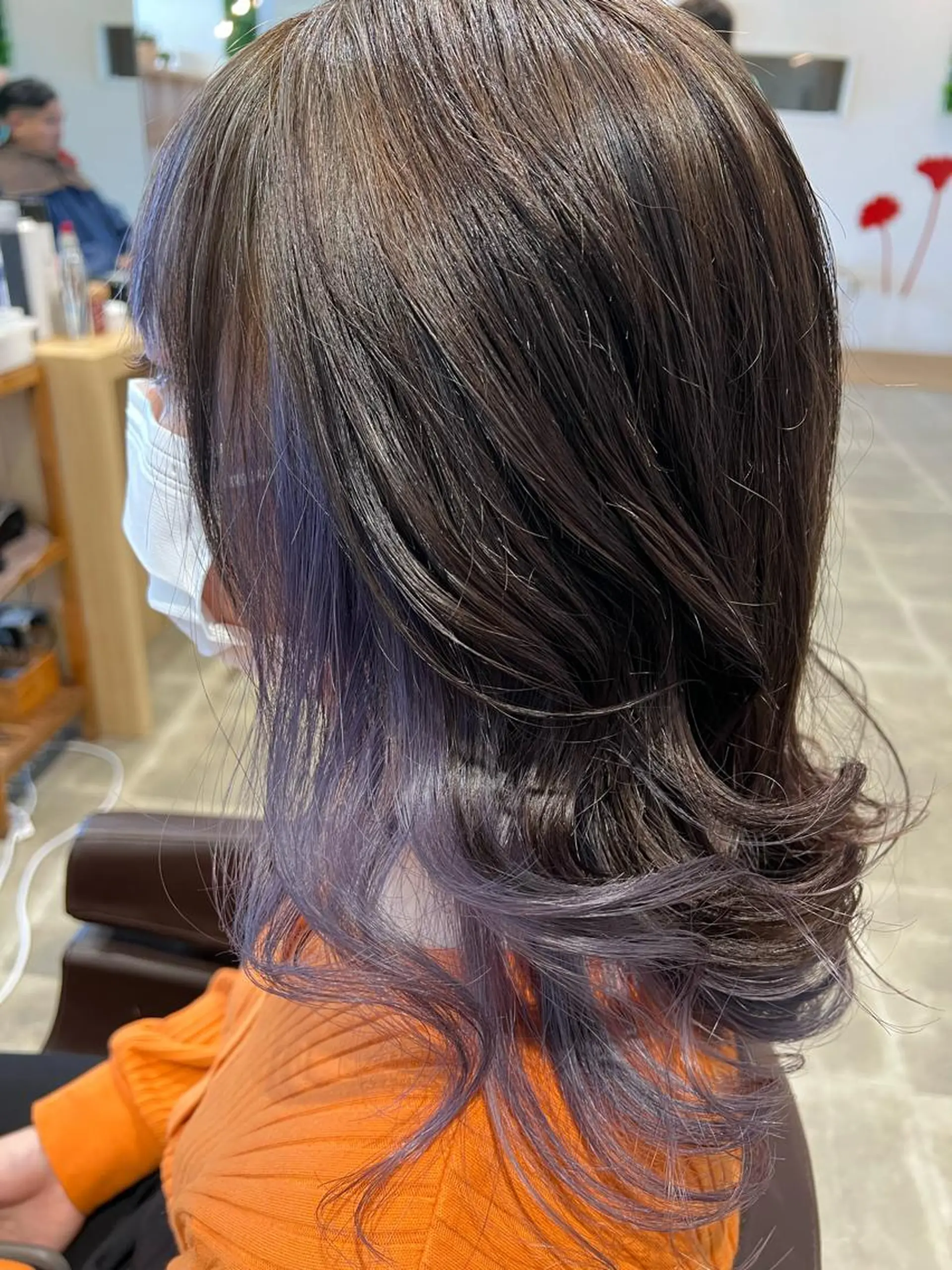 セミロング カラー バイオレットカラー エイルヘアーガーデン所属・hirata katsumiのヘアスタイル