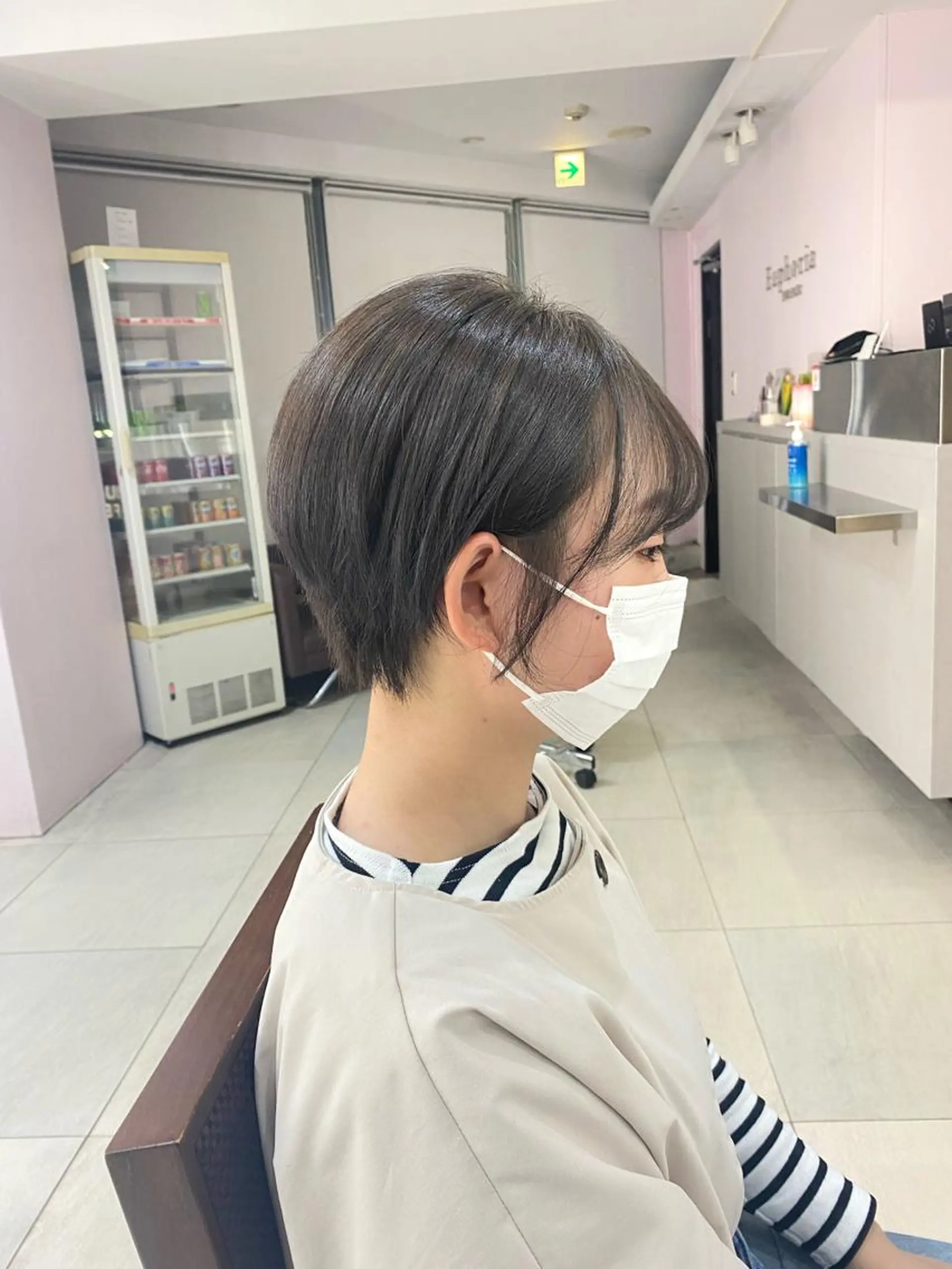 ショート カラー アッシュ アッシュグレー mako︴ Euphoriaのヘアスタイル