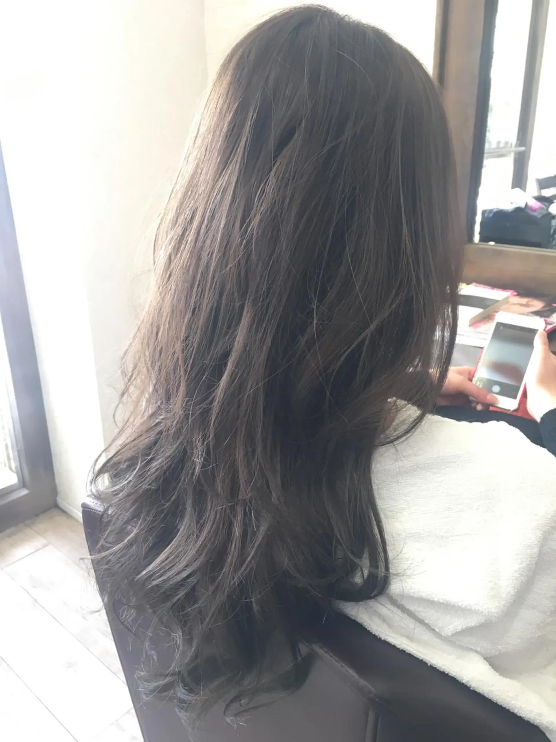 ロング ヘアカラー BELCHIC所属・松本 亮のヘアスタイル