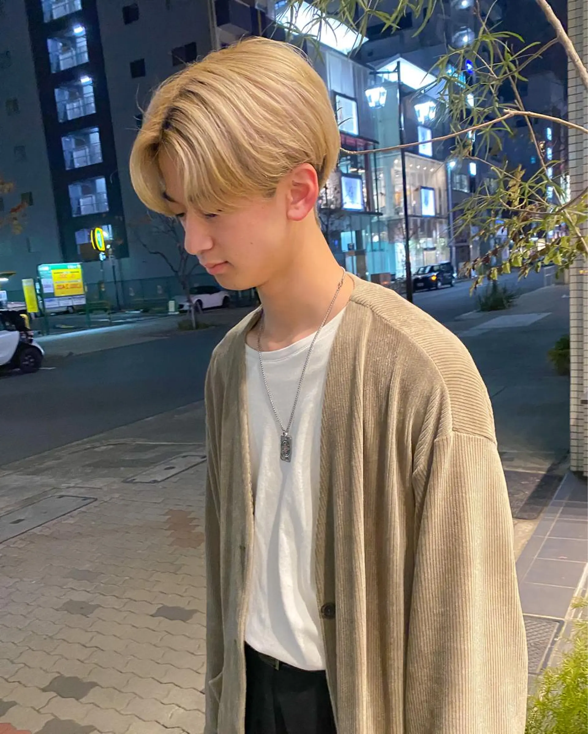 カラー メンズ メンズブリーチ ベージュカラー ブリーチ ケアブリーチ ホワイトベージュ 栄/矢場町 三井太朗のヘアスタイル