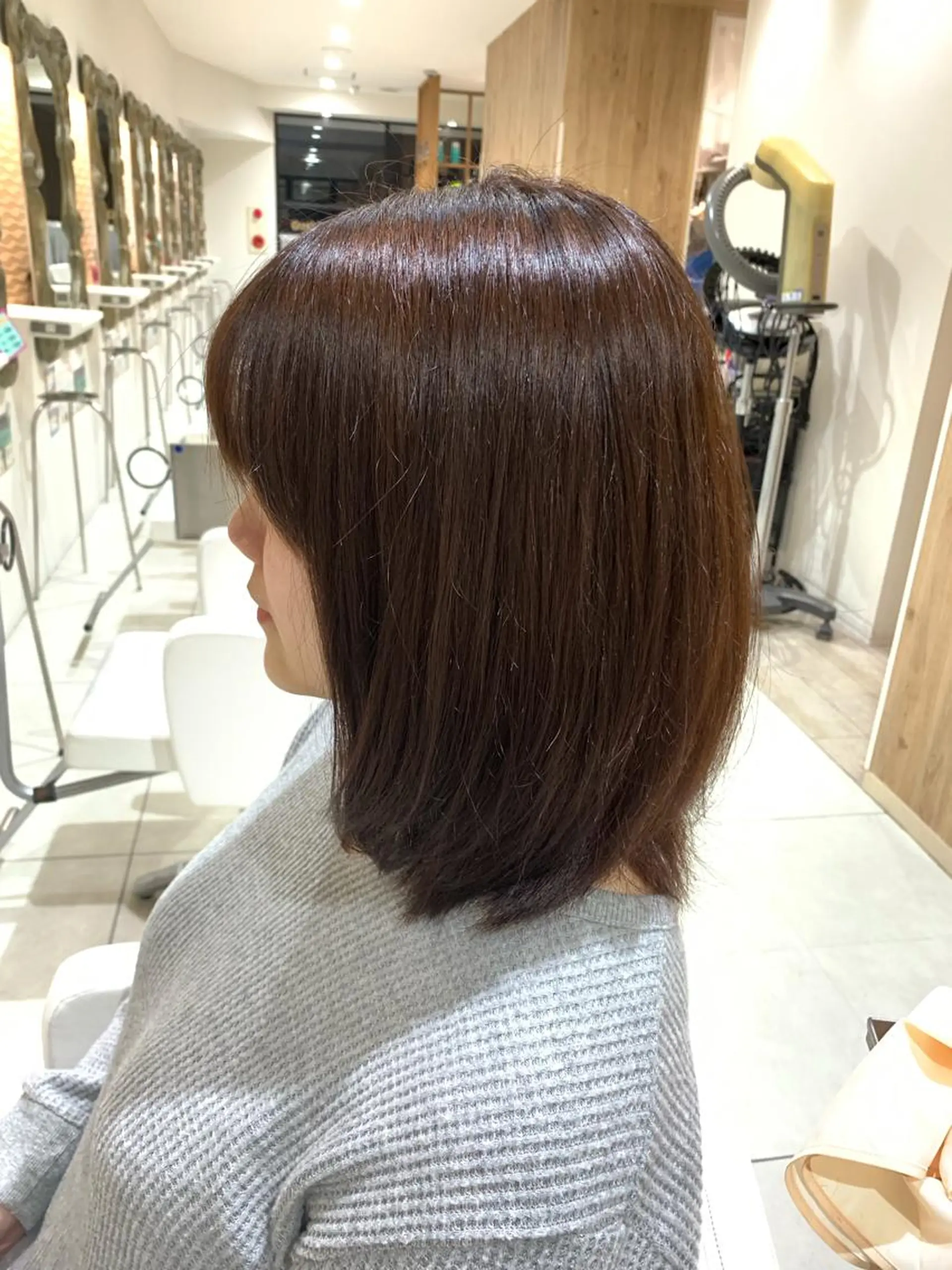 ミディアム カラー ヘアカラー トリートメント 松吉 純平のヘアスタイル