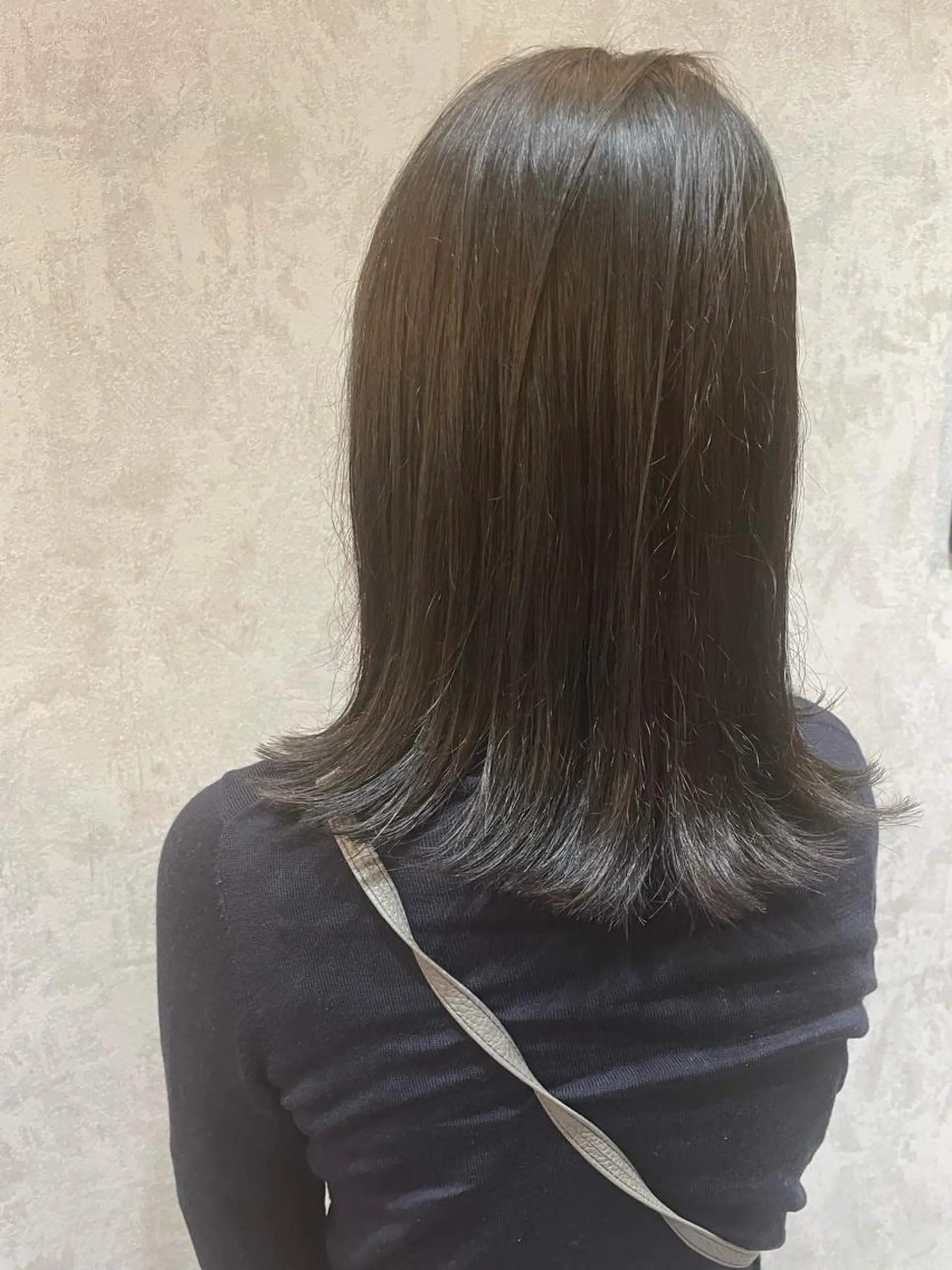 ミディアム 外ハネヘア 飯塚 沙衣のヘアスタイル