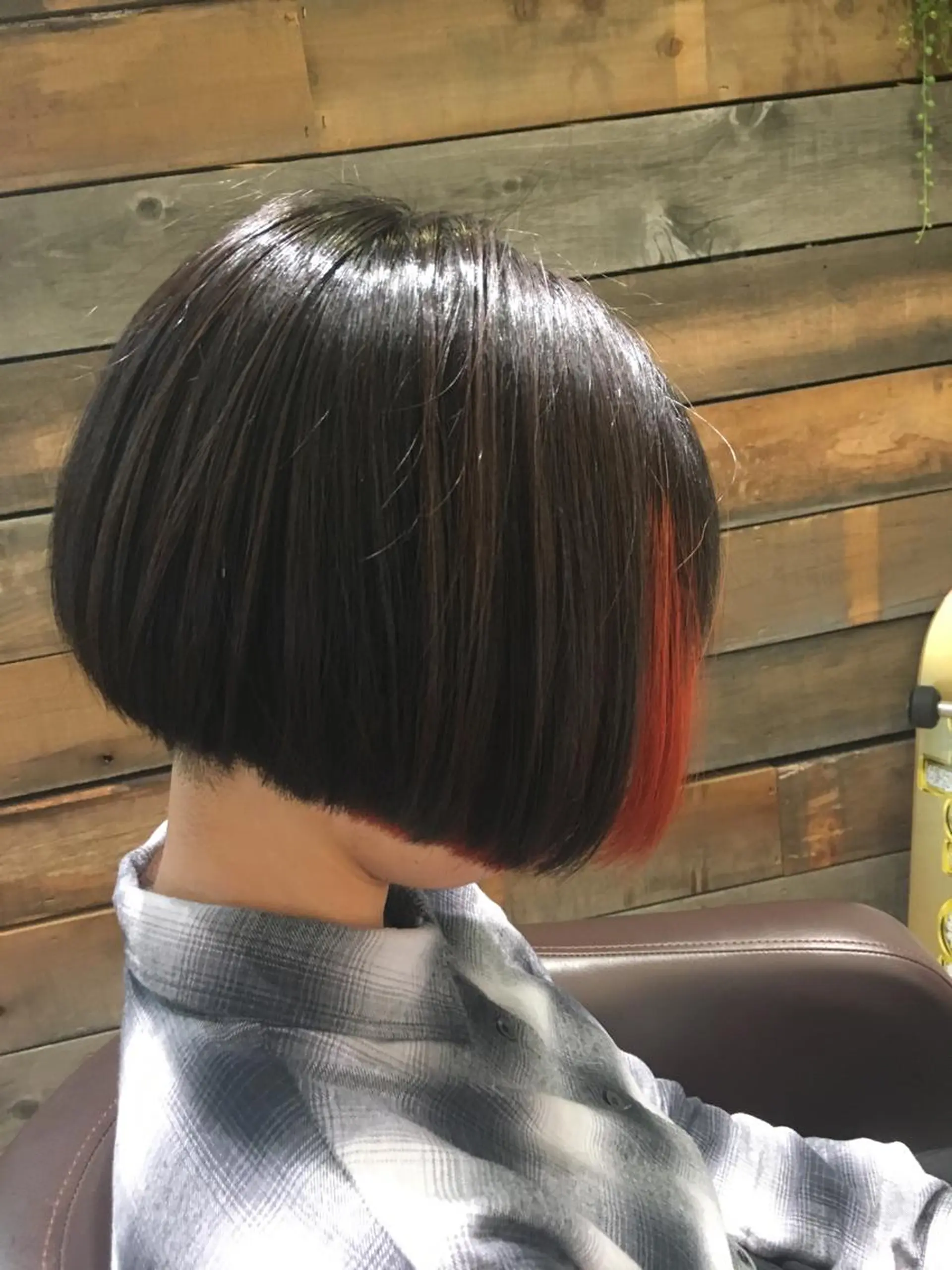 ショート カラー 仁 ジンのヘアスタイル