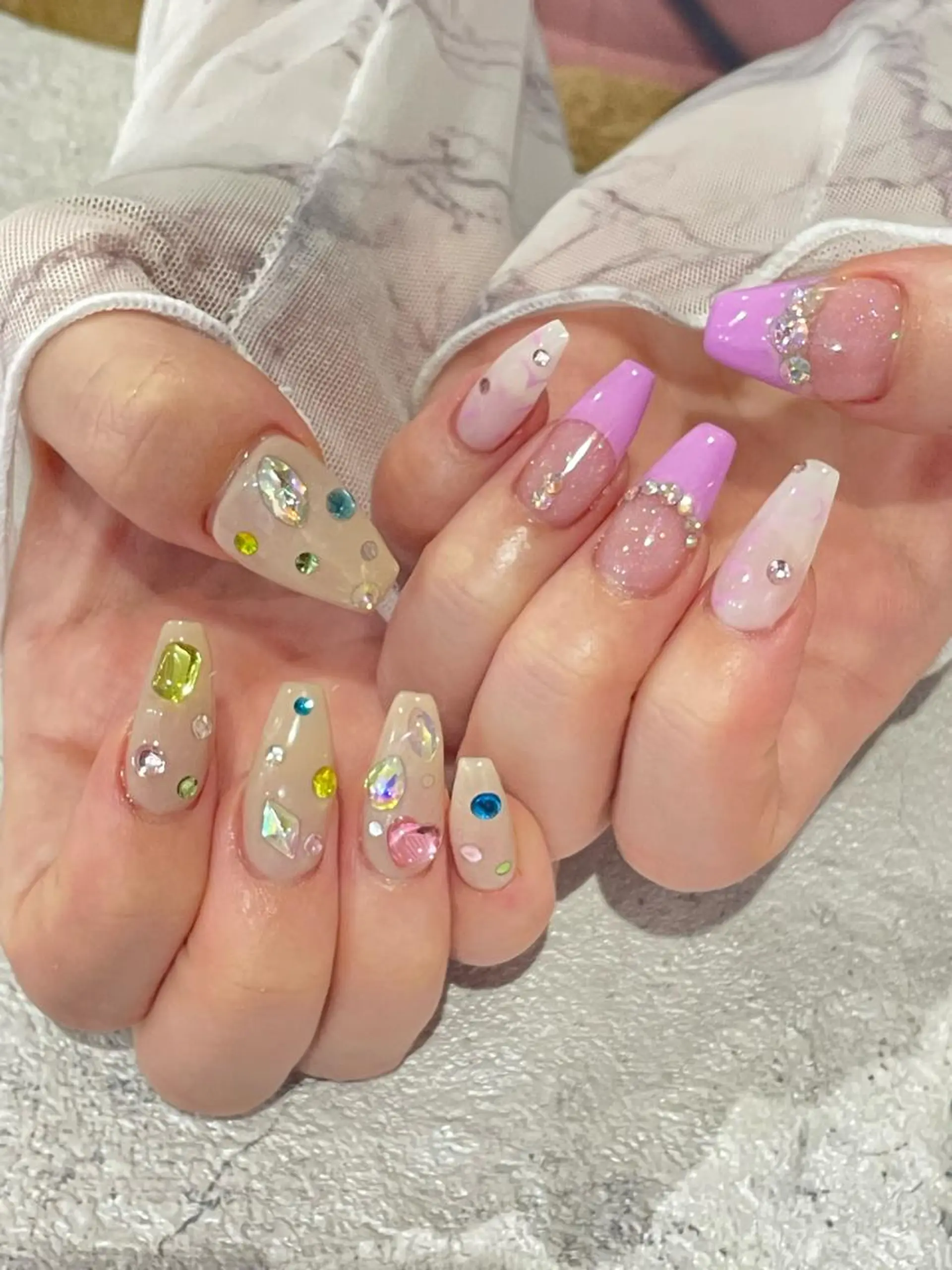 セミロング ハンドネイル cho nailのネイルデザイン