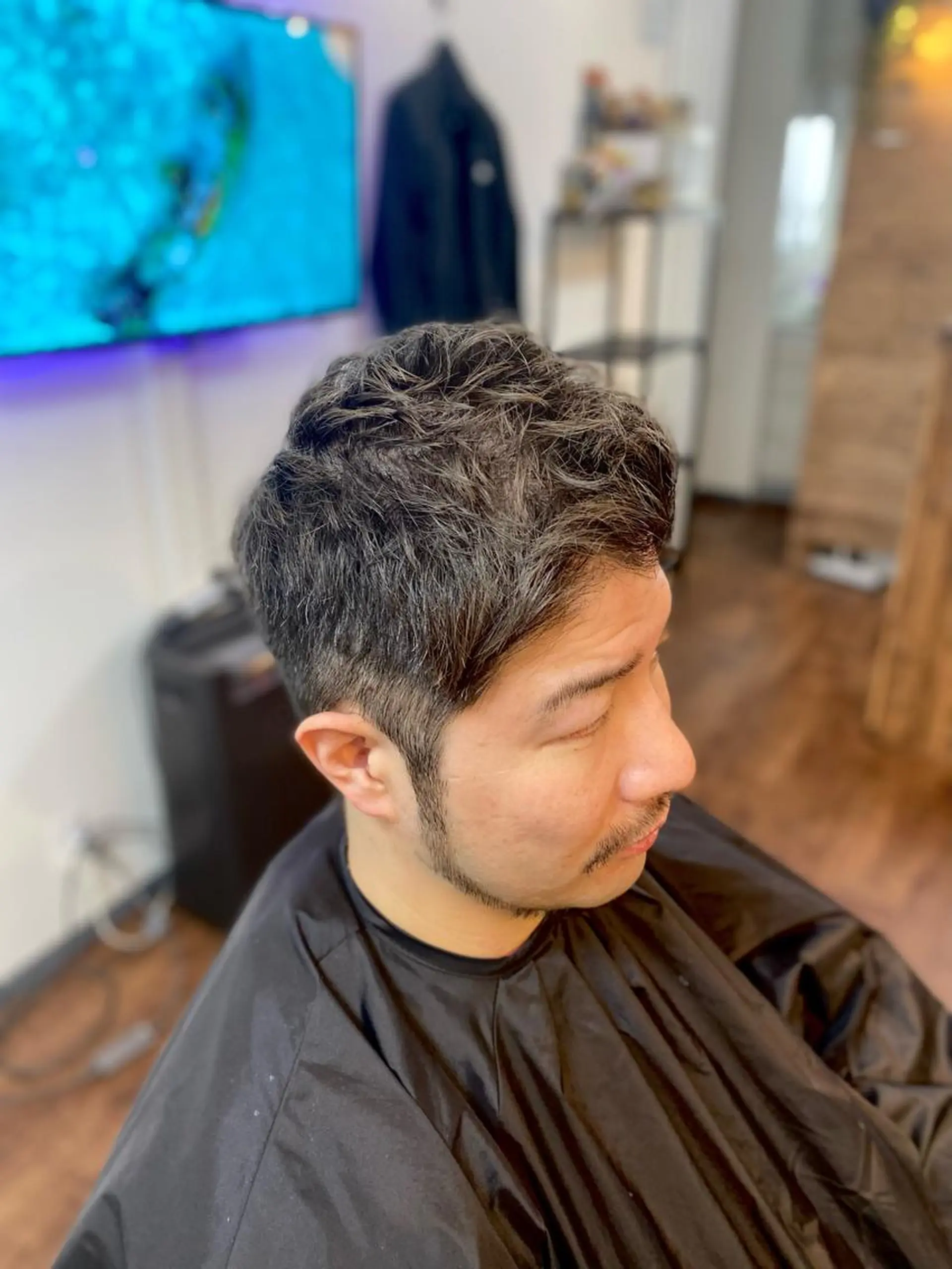ショート メンズ メンズブリーチ カット ヘアカラー Lizir  ルズィール所属・Luzir⭐︎ GEN⭐︎のヘアスタイル