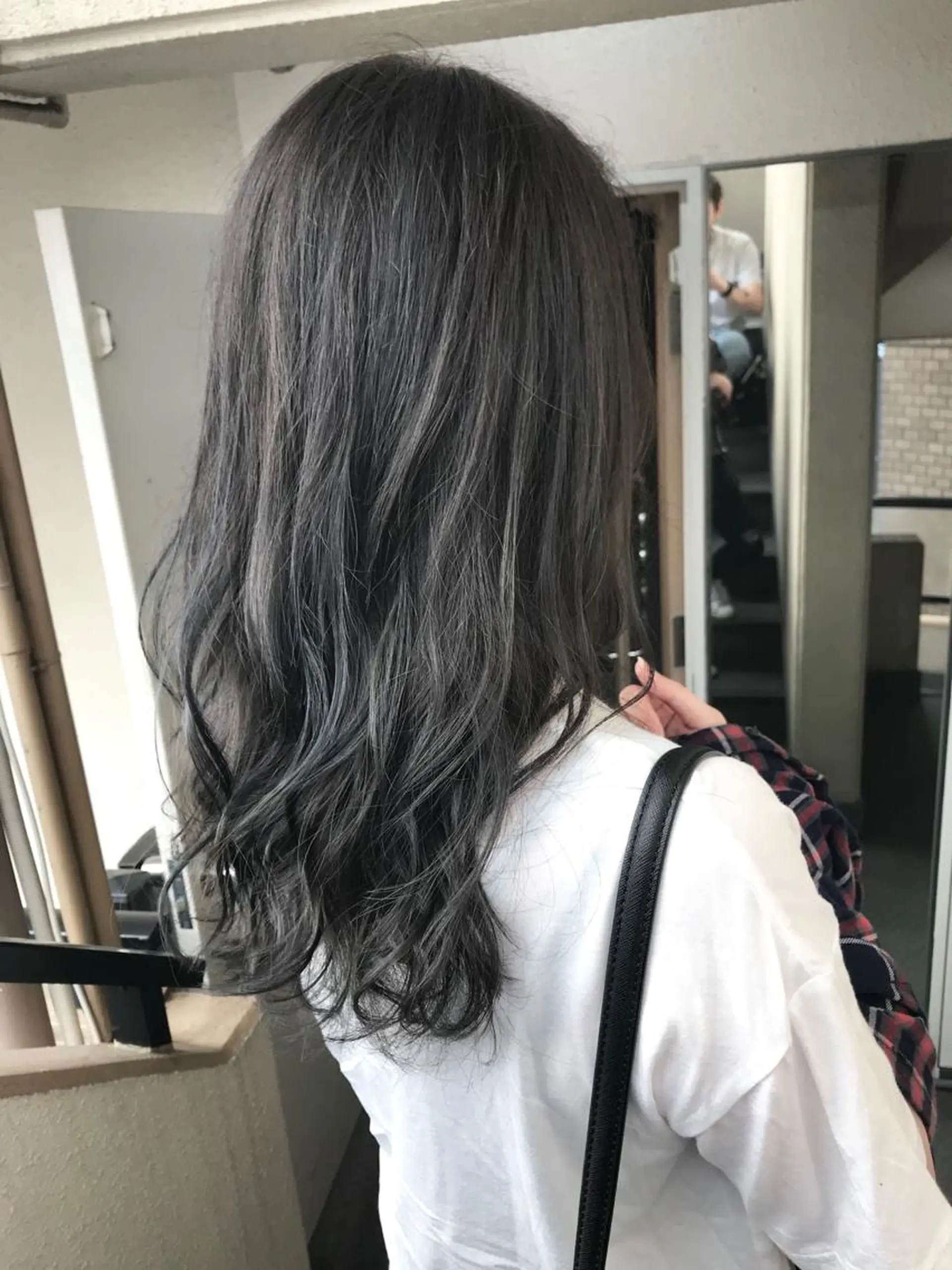 ミディアム カラー グレージュ ハイライトカラー ハイライト ヘアカラー トリートメント 💎髪質改善💎 デザイナーshinのヘアスタイル