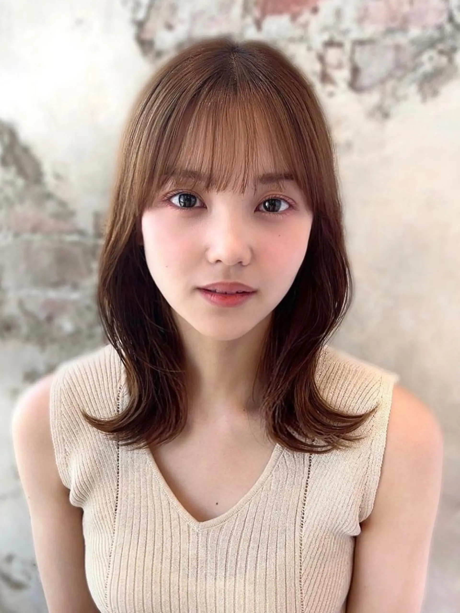 セミロング カラー ベージュカラー ブラウンカラー くびれヘア 髪質改善 縮毛矯正 カット ヘアカラー トリートメント 🧡くびれヘア/前髪 顔周り🧡久原結衣のヘアスタイル