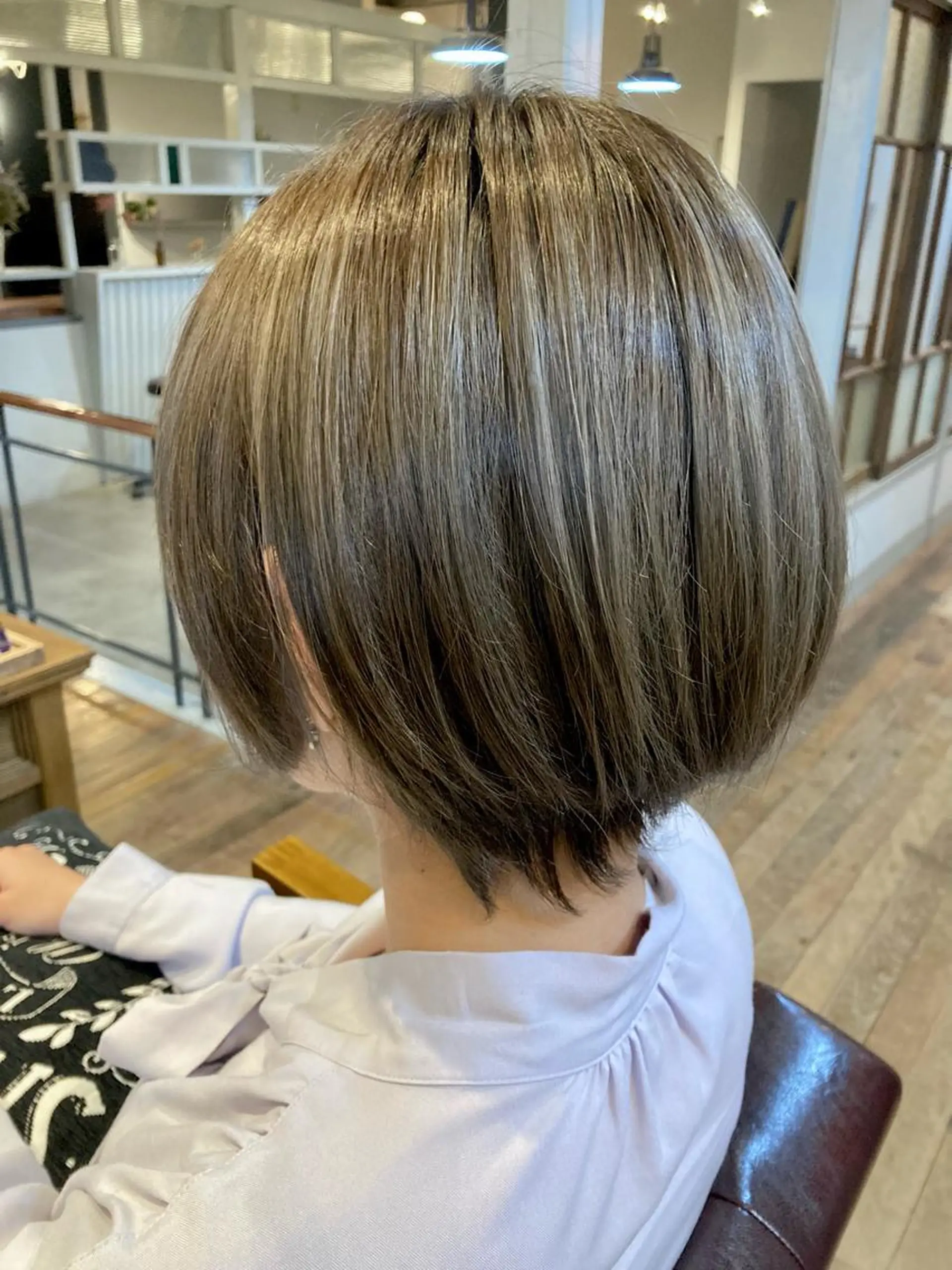 ショート ハイライト タカツド ユウキのヘアスタイル