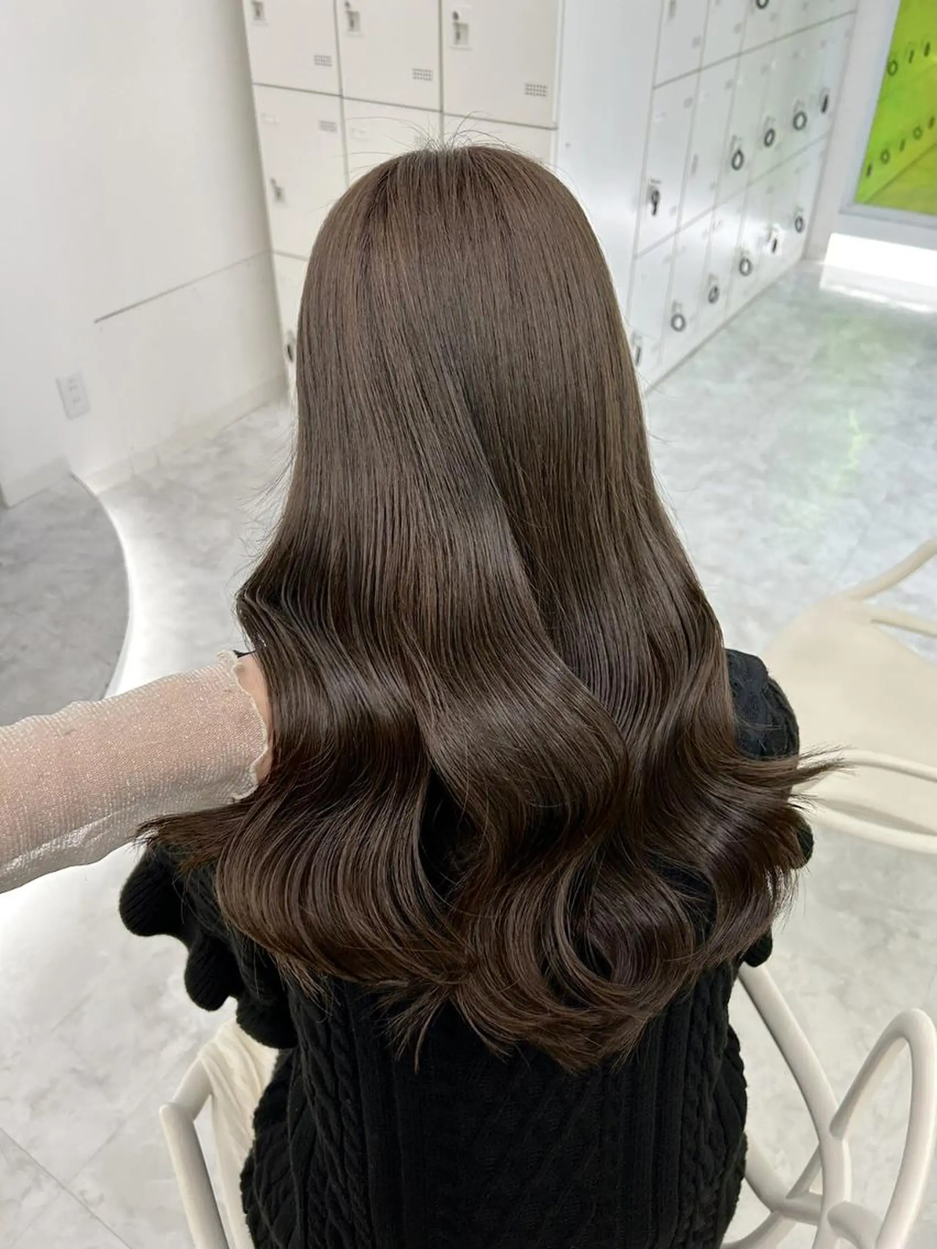 カラー ヘアカラー トリートメント ヘッドスパ ヘアセット 透ける淡色🏹ミルク ティー🤎渋谷のヘアスタイル