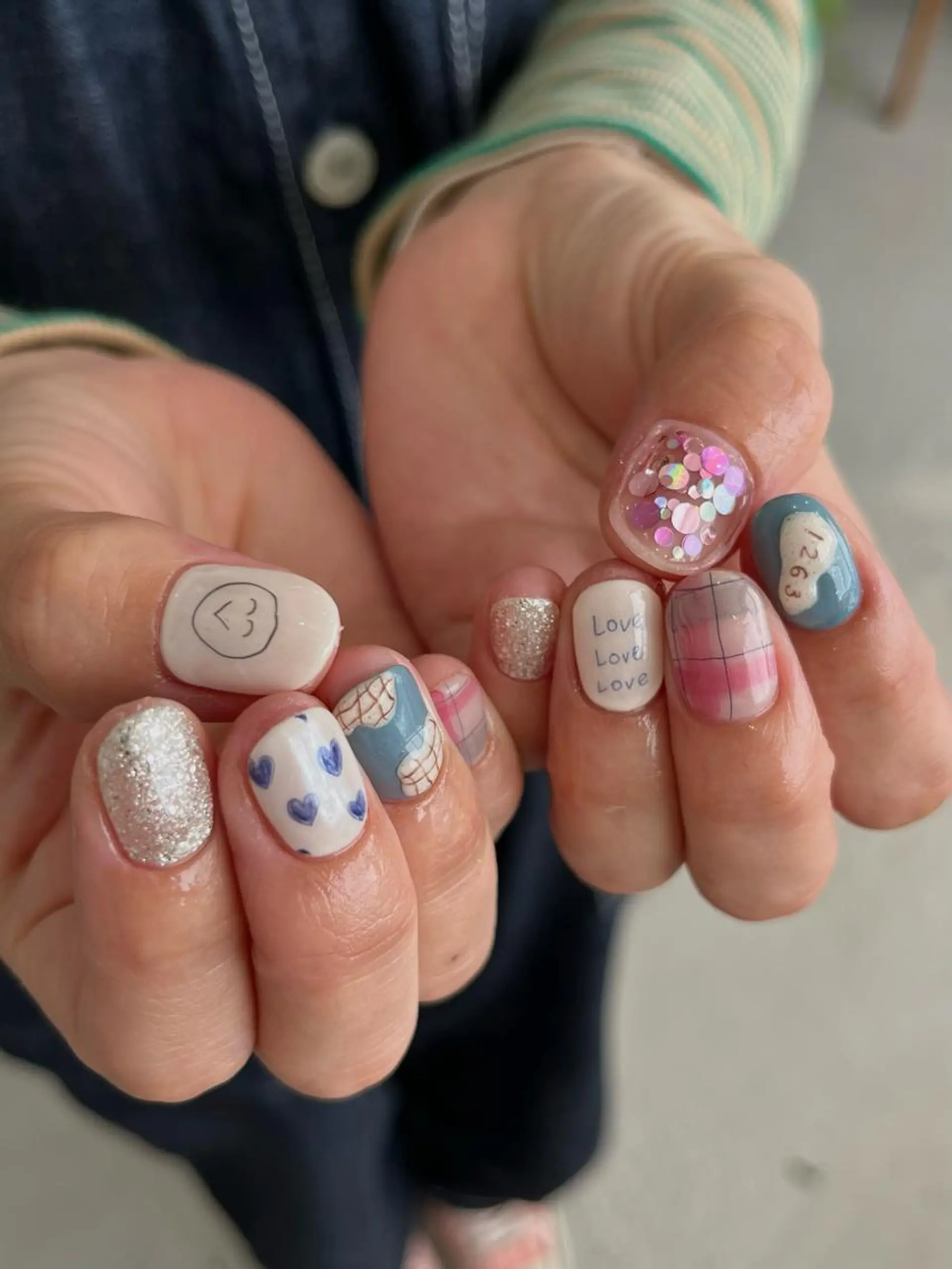ネイル ハンドネイル LETTER_& SAKIのネイルデザイン