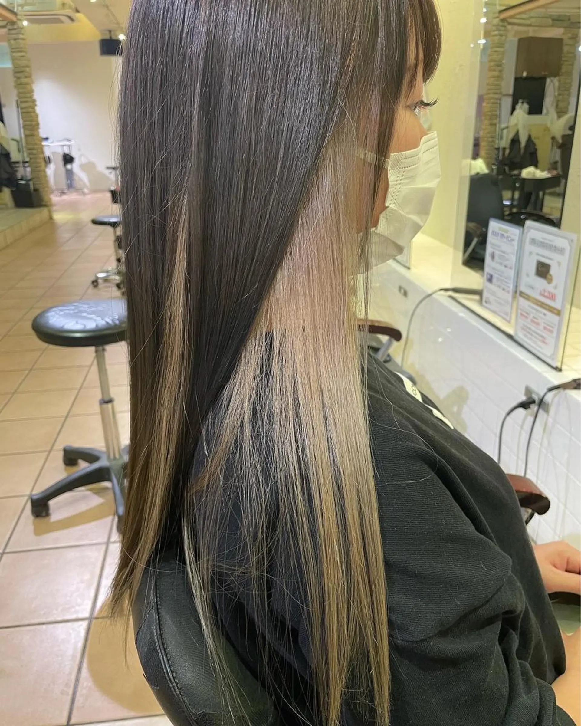 ロング カット ヘアカラー 宮里 雄大のヘアスタイル