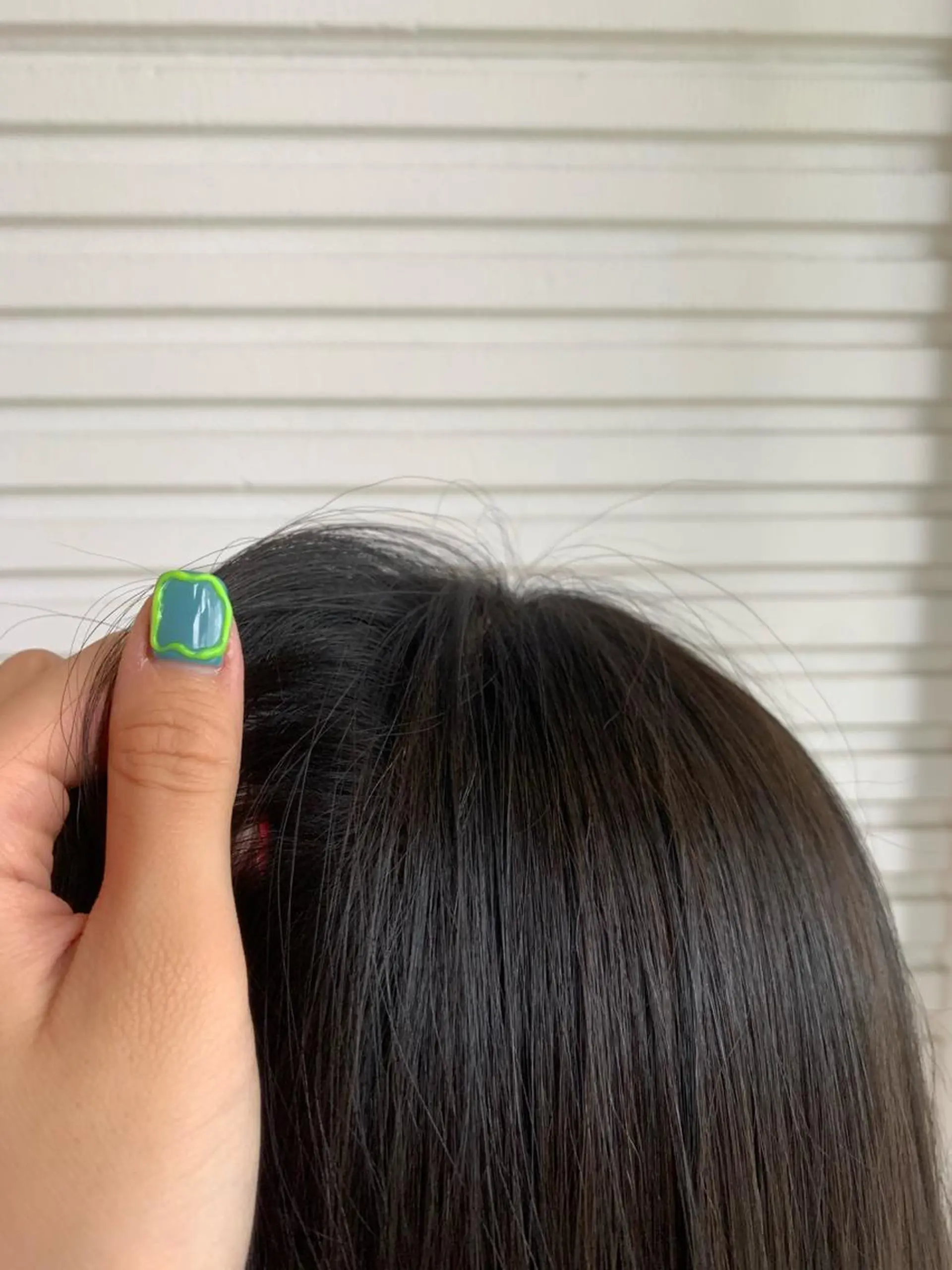 ミディアム ワタナベ アオイのヘアスタイル