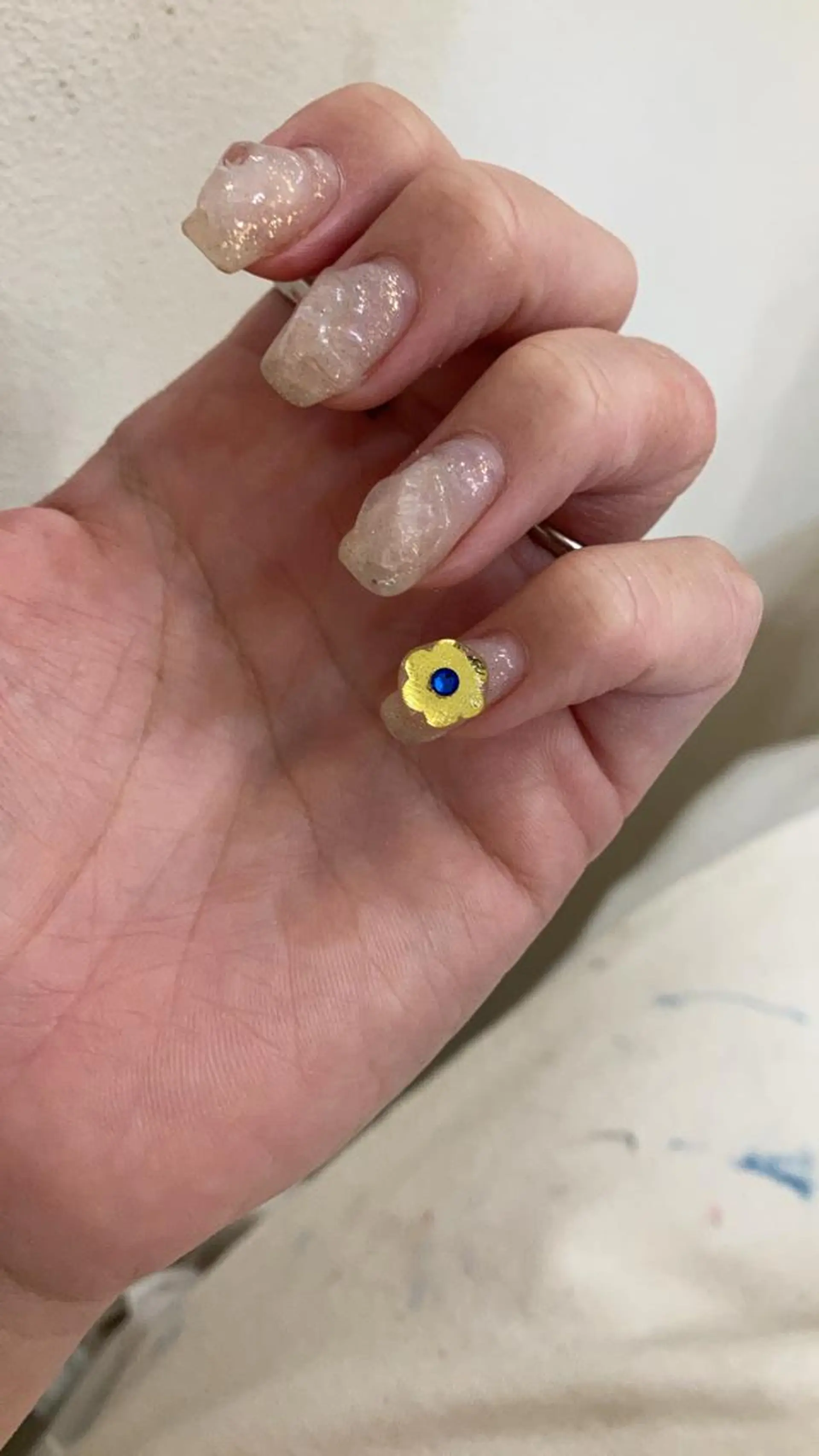 ネイル nailsalon hue所属・小山 羽奈のネイルデザイン